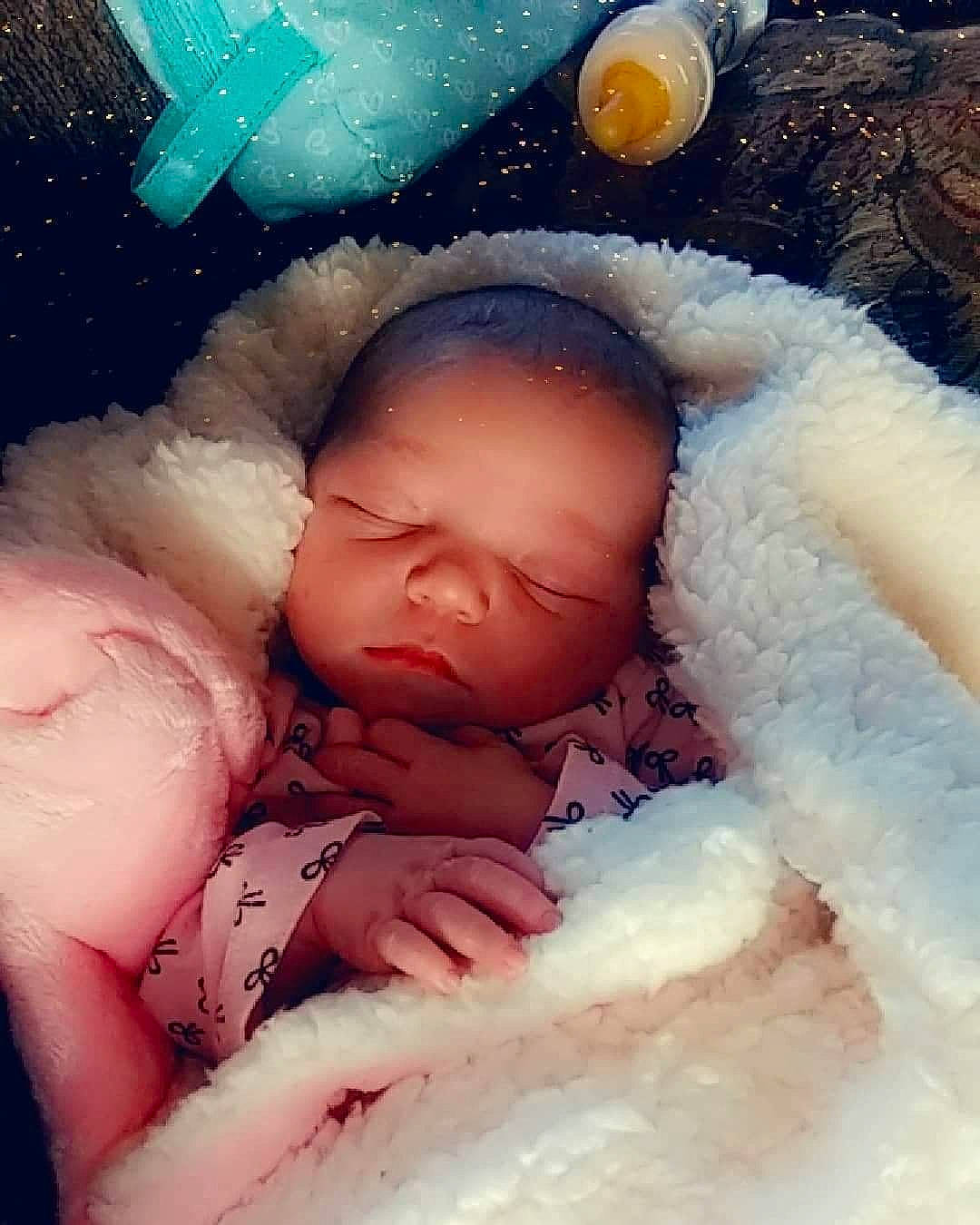 Annlyra is registered to the contest to win money with this photo: baby, baby_sleeping, bedtime, birth, cheek, child, eye, face, hand, head, mouth, nap, nose, person, sleep, toddler