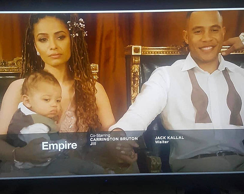 Esco is registered to the contest to win money with this photo: baby, collar, display_device, dress_shirt, eyelash, family, flash_photography, gesture, hair_accessory, headpiece, joy, love, makeover, person, photo_caption, photograph, television_program