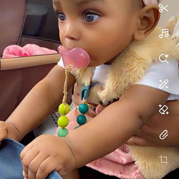 Zahlayeshieah joined the competition — help win amazing prizes! accessories, baby, balloon, bodypart, bracelet, clothing, earring, face, finger, hand, hat, head, jewelry, necklace, people, person, photography, portrait, sunglasses, toy