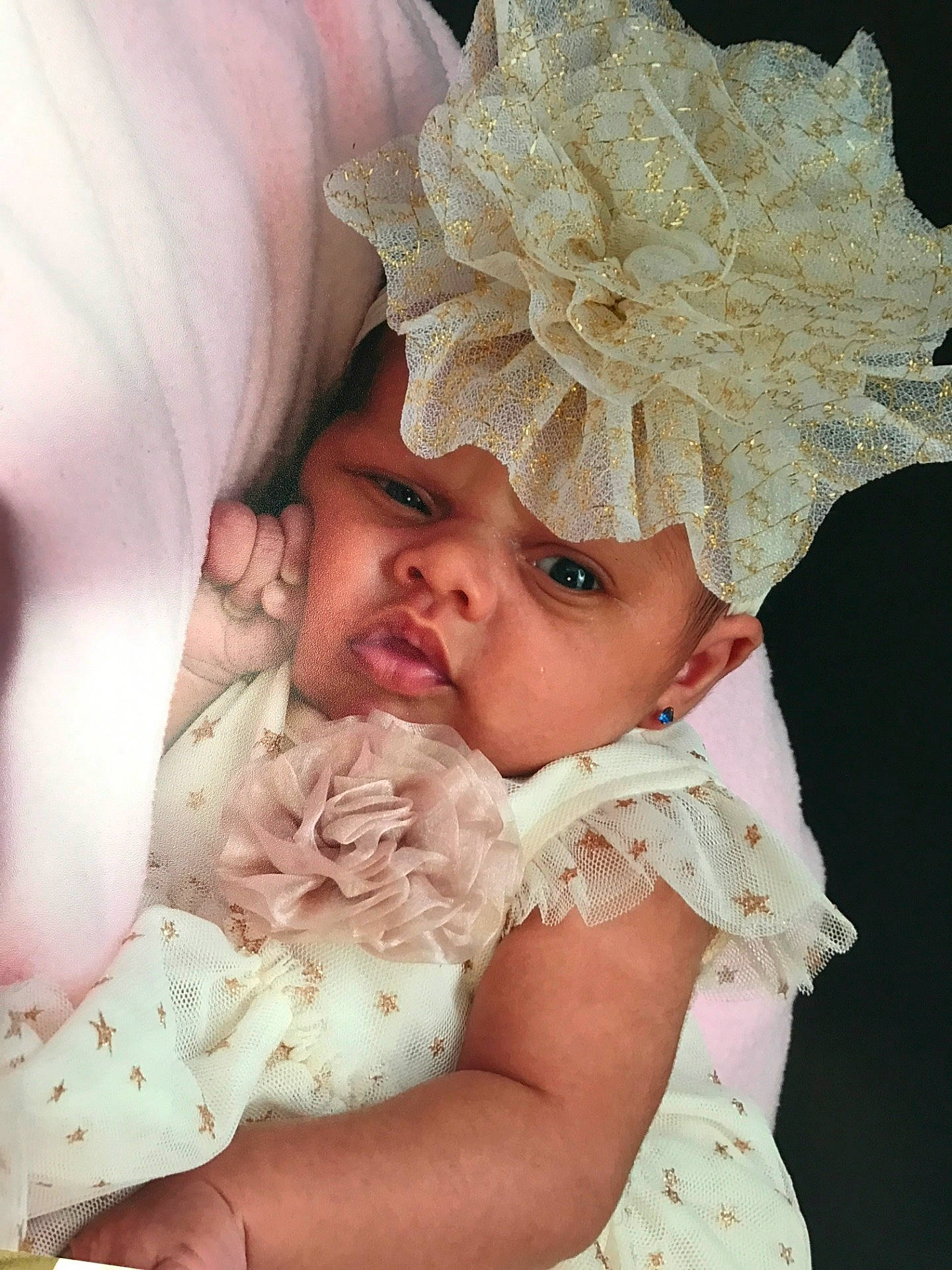 Samiyah is registered to the contest to win money with this photo: child, finger, girl, hair_accessory, headgear, headpiece, infant, person, pink, product, skin, textile, toddler