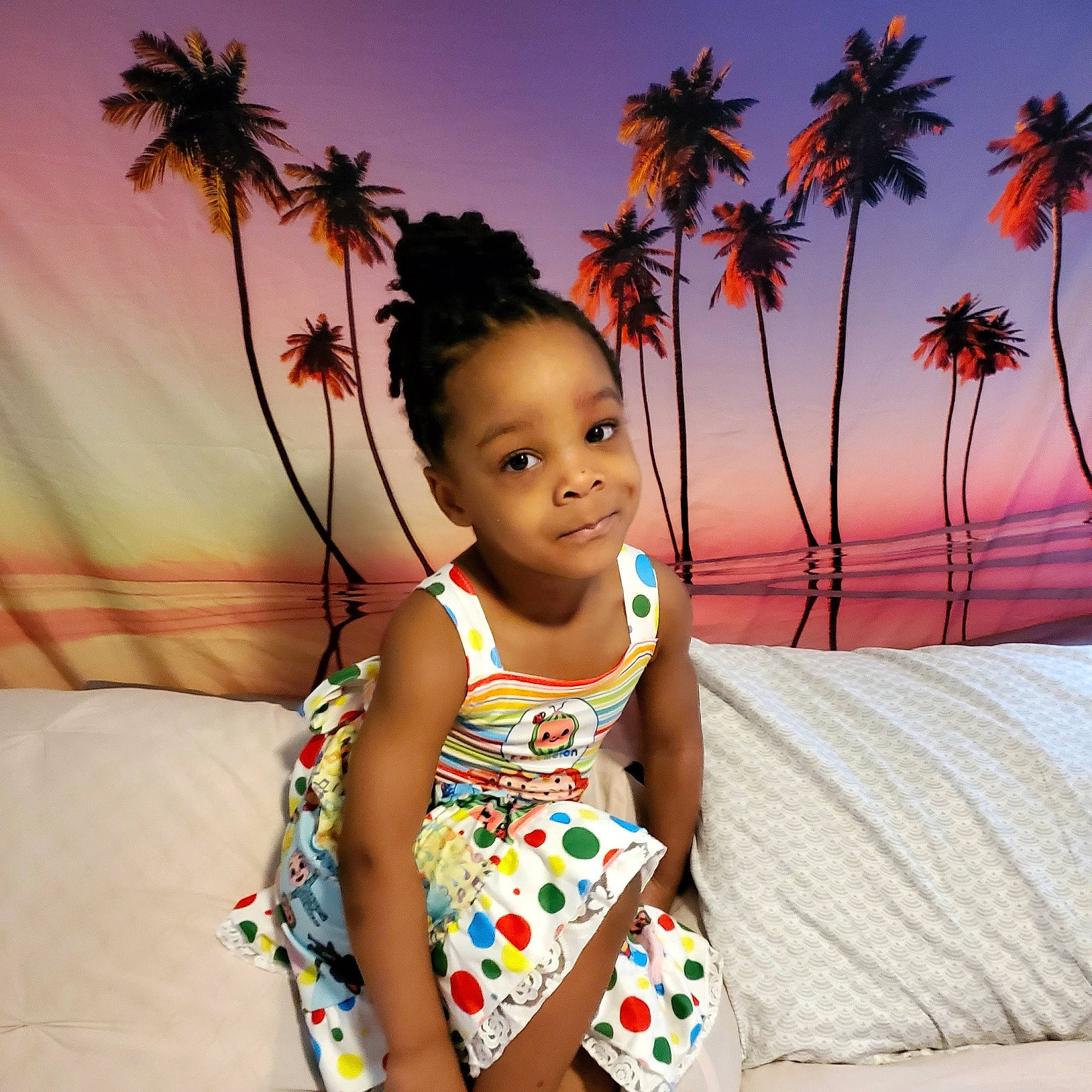 Justice is registered to the contest to win money with this photo: arecales, arm, baby_toddler_clothing, dress, face, happy, head, human_body, joy, leisure, morning, neck, orange, people_in_nature, people_on_beach, person, plant, shirt, sky, sleeve