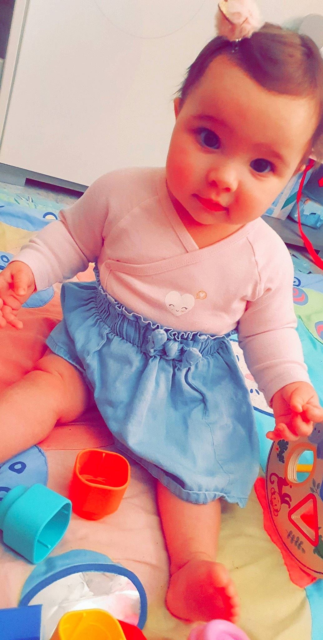 Mina a rejoint le concours — aidez-le/la à gagner de superbes lots ! baby, baby_products, baby_toddler_clothing, child, person, play, product, skin, toddler, toy