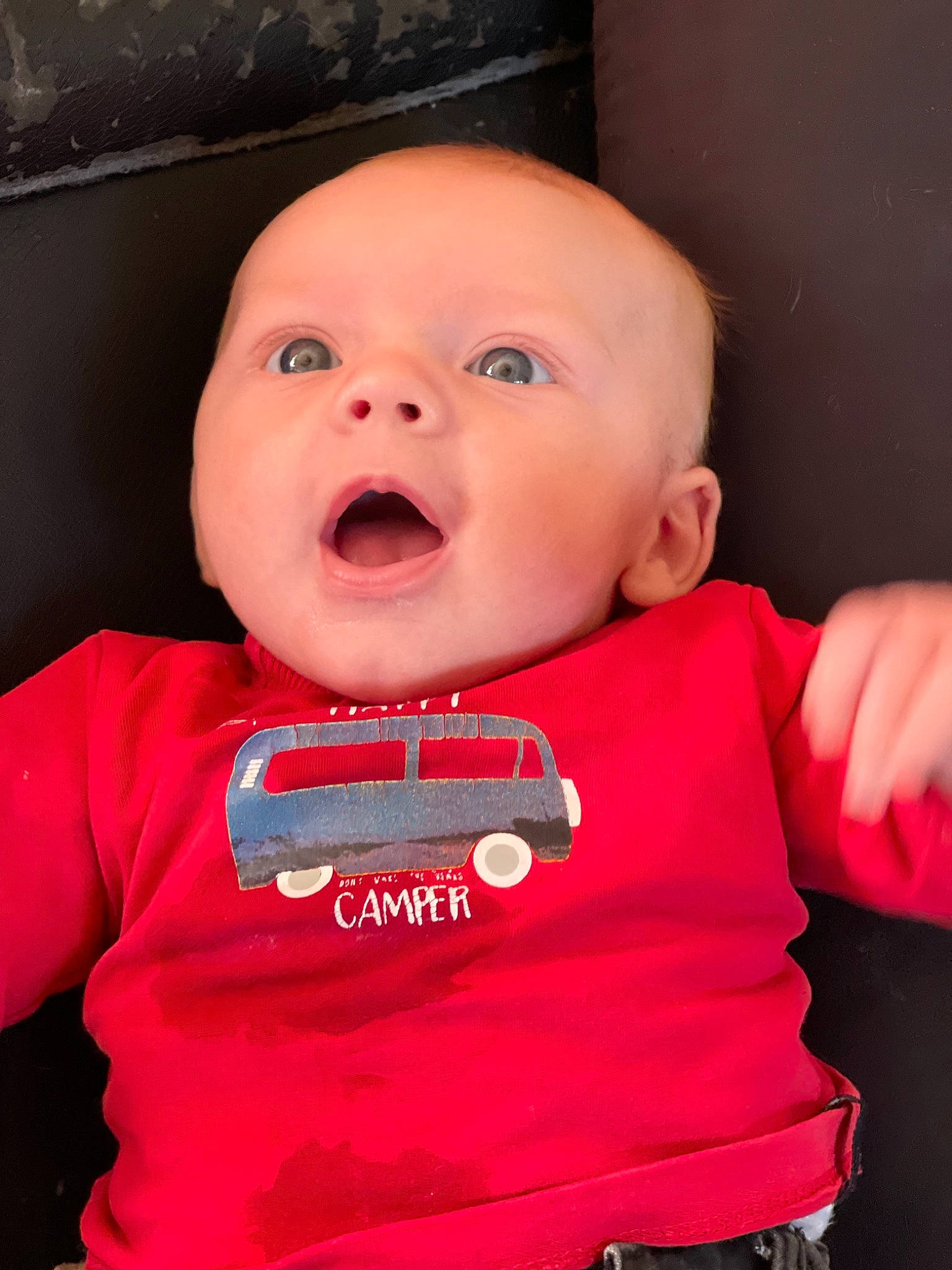 Eloan a rejoint le concours — aidez-le/la à gagner de superbes lots ! baby, baby_toddler_clothing, cheek, child, chin, collar, eye, eyelash, happy, lip, magenta, mouth, nose, person, pink, product, skin, sleeve, smile, t_shirt