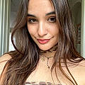 Eva B.