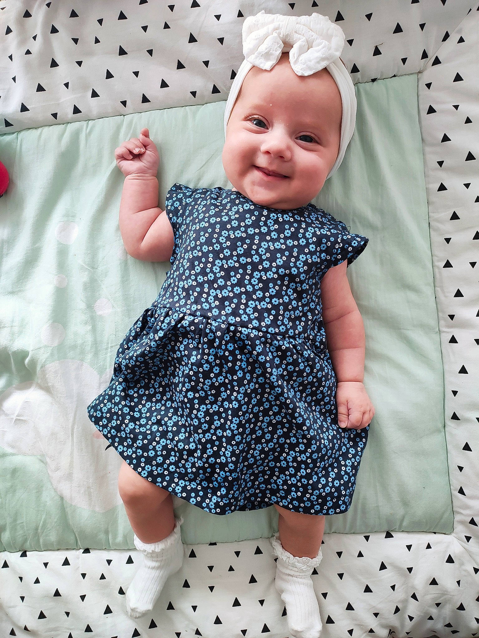 Emmy participe au concours pour gagner de l'argent avec cette photo : baby, baby_toddler_clothing, child, collar, day_dress, dress, electric_blue, happy, joy, magenta, one_piece_garment, pattern, person, photograph, pink, product, purple, sleeve, smile, textile