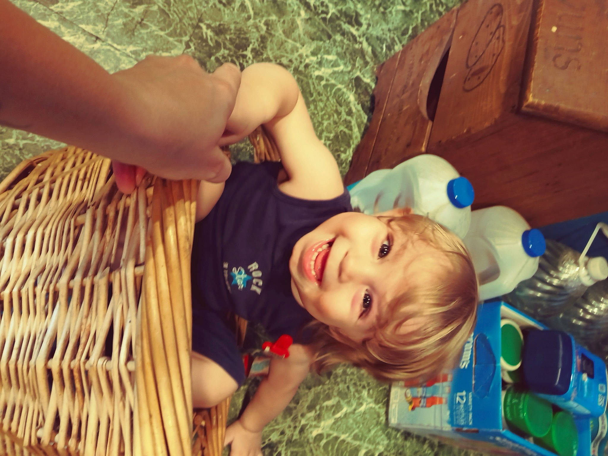 Franklin is registered to the contest to win money with this photo: adaptation, child, cool, fawn, fun, happy, joy, long_hair, person, plant, play, smile, summer