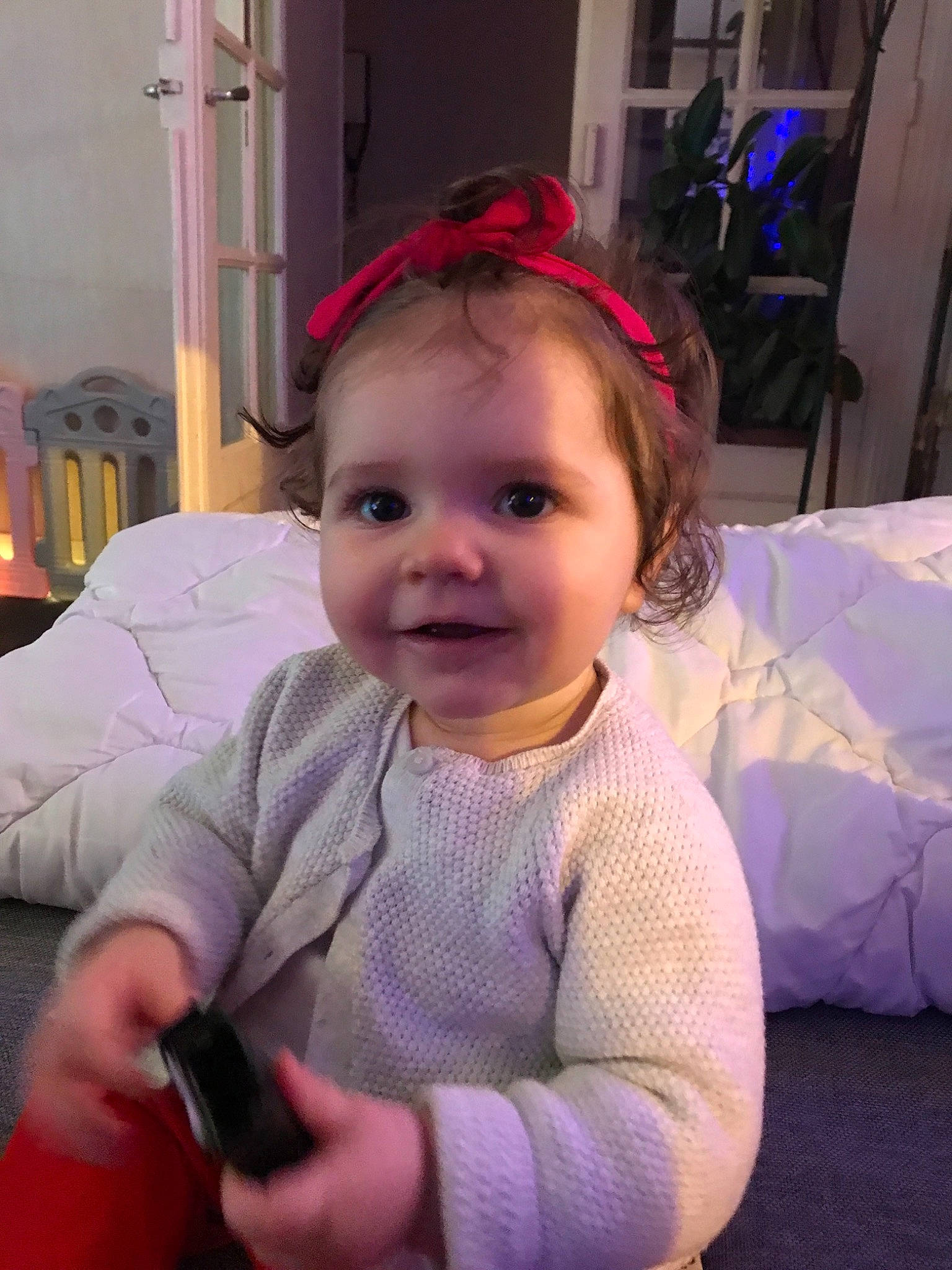 Tylia a rejoint le concours — aidez-le/la à gagner de superbes lots ! baby, cheek, child, ear, eye, face, forehead, fun, hair_accessory, head, headband, headgear, iris, joy, lip, mouth, person, pink, purple, skin