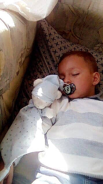 Lukas a rejoint le concours — aidez-le/la à gagner de superbes lots ! baby, bedtime, birth, child, nose, person, sleep, toddler