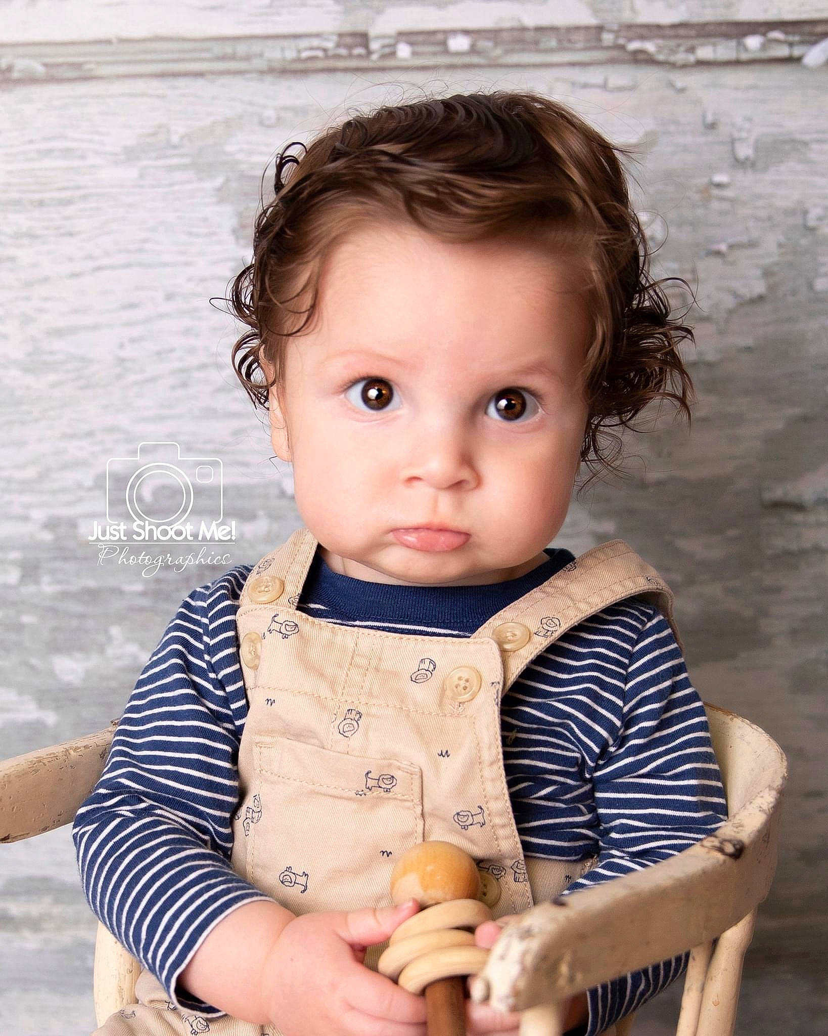 Everett is registered to the contest to win money with this photo: baby, baby_toddler_clothing, blond, cheek, child, chin, cool, eye, eyelash, flash_photography, fun, happy, iris, lip, neck, person, sitting, skin, sleeve, t_shirt
