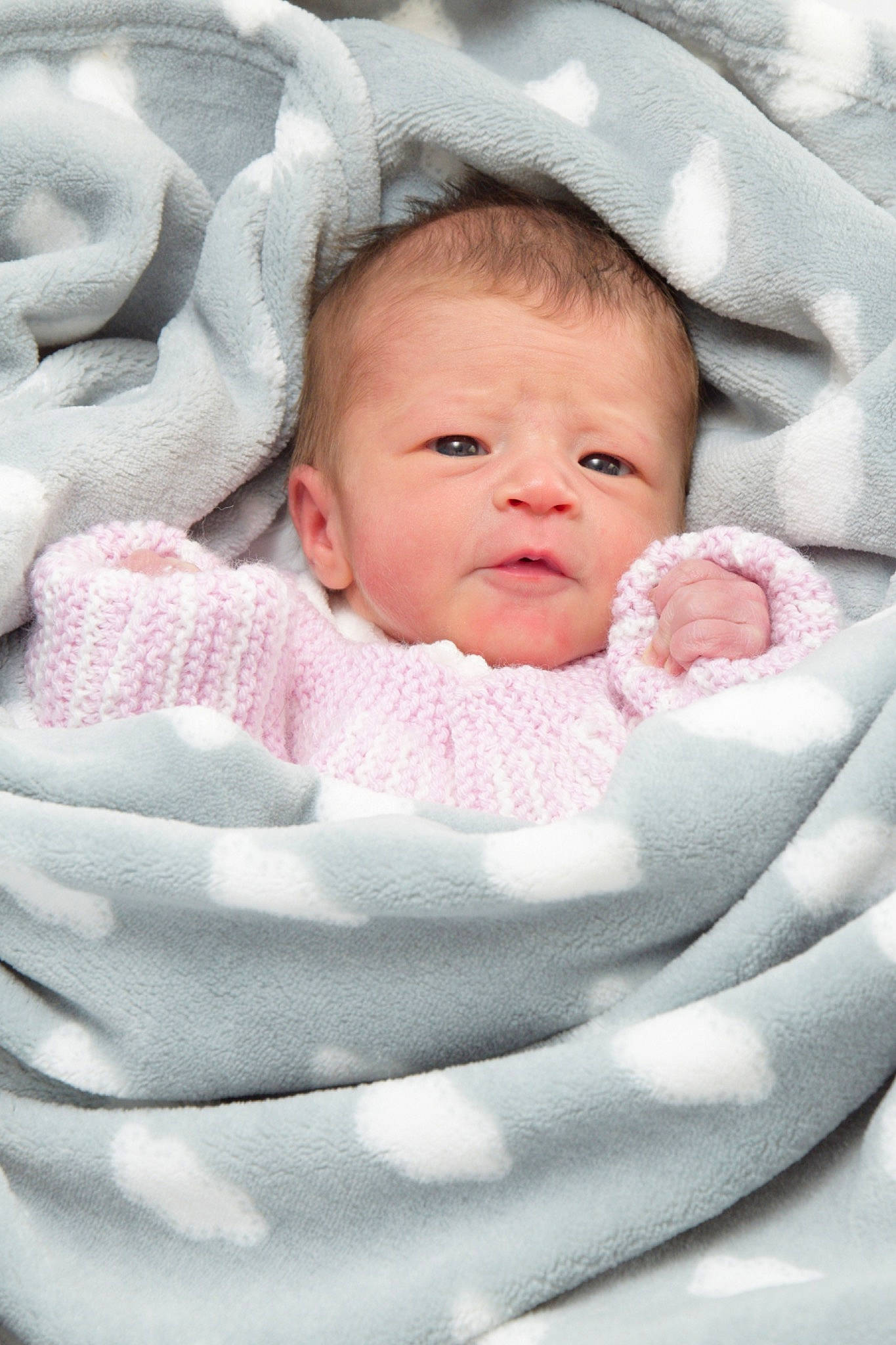 Maluna a rejoint le concours — aidez-le/la à gagner de superbes lots ! baby, baby_products, baby_sleeping, blanket, cheek, child, lip, nose, person, pink, product, skin, sleep, toddler