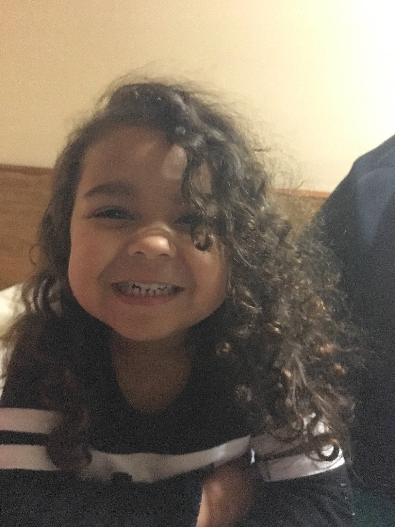 Aalaya is registered to the contest to win money with this photo: beauty, black_hair, cheek, chin, eye, eyebrow, face, facial_expression, forehead, fun, hair, hairstyle, happy, head, joy, lady, lip, long_hair, nose, person