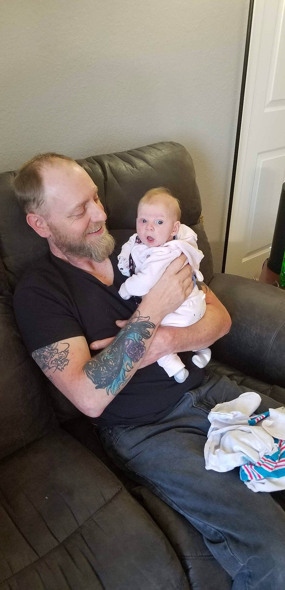 Kaylyn is registered to the contest to win money with this photo: baby, child, joy, leg, person, surprise, toddler