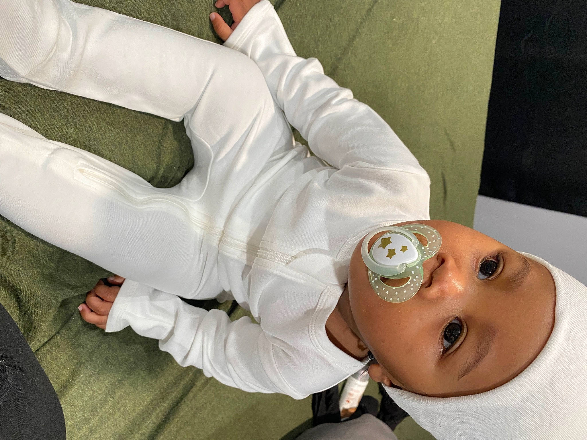 Azriel is registered to the contest to win money with this photo: arm, chest, comfort, elbow, eyelash, eyewear, finger, gesture, glove, headwear, health_care, human_leg, jaw, medical_equipment, person, personal_protective_equipment, room, service, shoulder, thumb