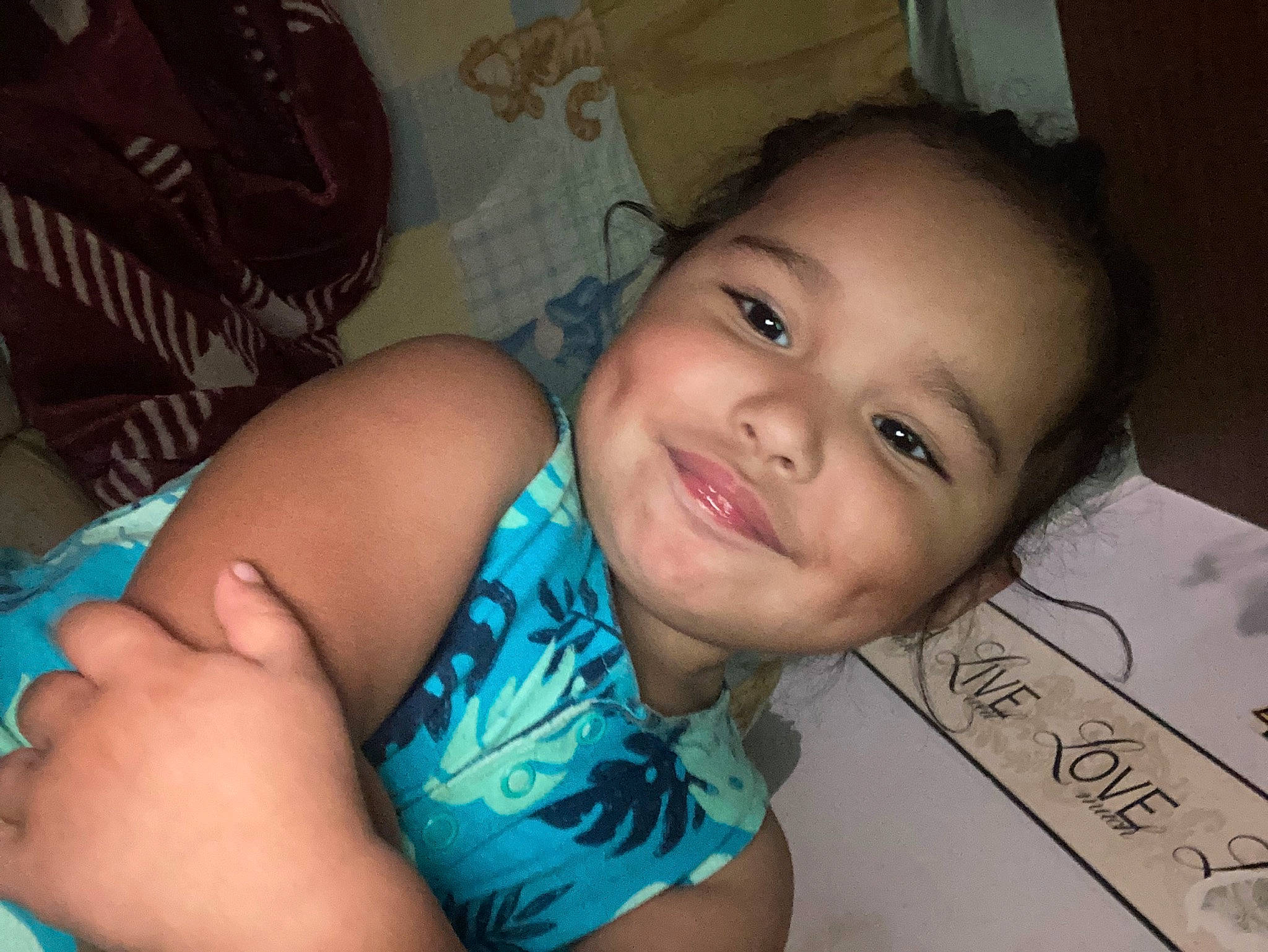 Angelina is registered to the contest to win money with this photo: cheek, chin, eye, eyebrow, face, facial_expression, forehead, hair, hairstyle, head, human_body, iris, joy, leg, lip, mouth, muscle, neck, nose, person