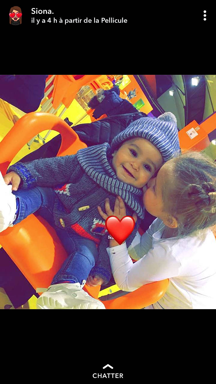 Tahys a rejoint le concours — aidez-le/la à gagner de superbes lots ! advertising, art, computer_wallpaper, fun, graphic_design, graphics, illustration, joy, person, poster, product, screenshot