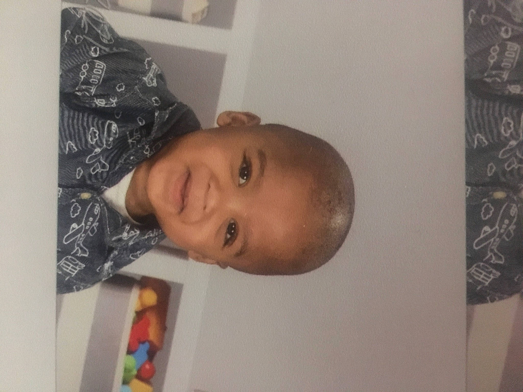 Kaavi is registered to the contest to win money with this photo: baby, cheek, child, fun, happy, house, nose, person, room, smile, toddler, visual_arts