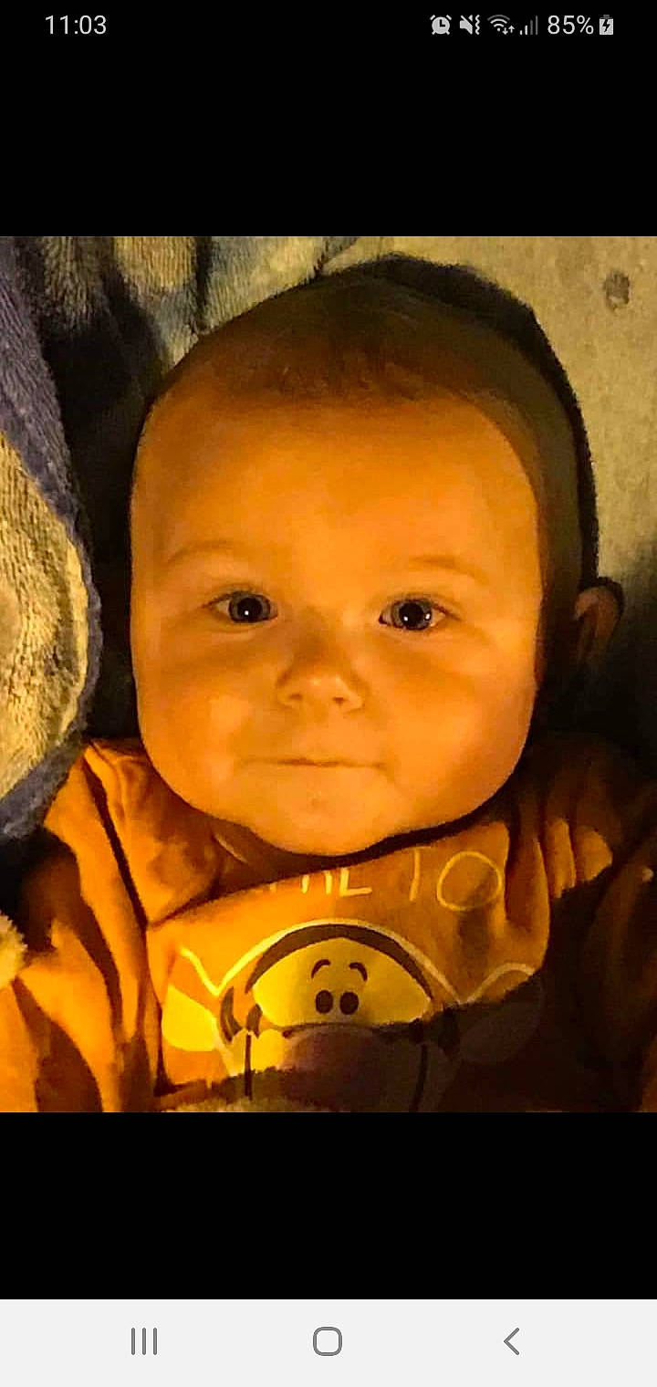 Estheban a rejoint le concours — aidez-le/la à gagner de superbes lots ! baby, cheek, child, chin, close_up, eye, eyebrow, face, facial_expression, forehead, head, iris, lip, mouth, nose, person, portrait, skin, smile, toddler