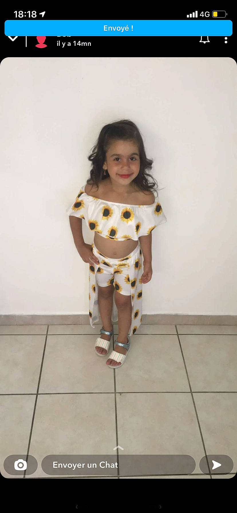 Hailey participe au concours pour gagner de l'argent avec cette photo : arm, baby_toddler_clothing, eye, face, fashion_design, fawn, floor, flooring, hair, happy, head, human_body, joy, knee, neck, one_piece_garment, person, shoulder, sleeve, smile
