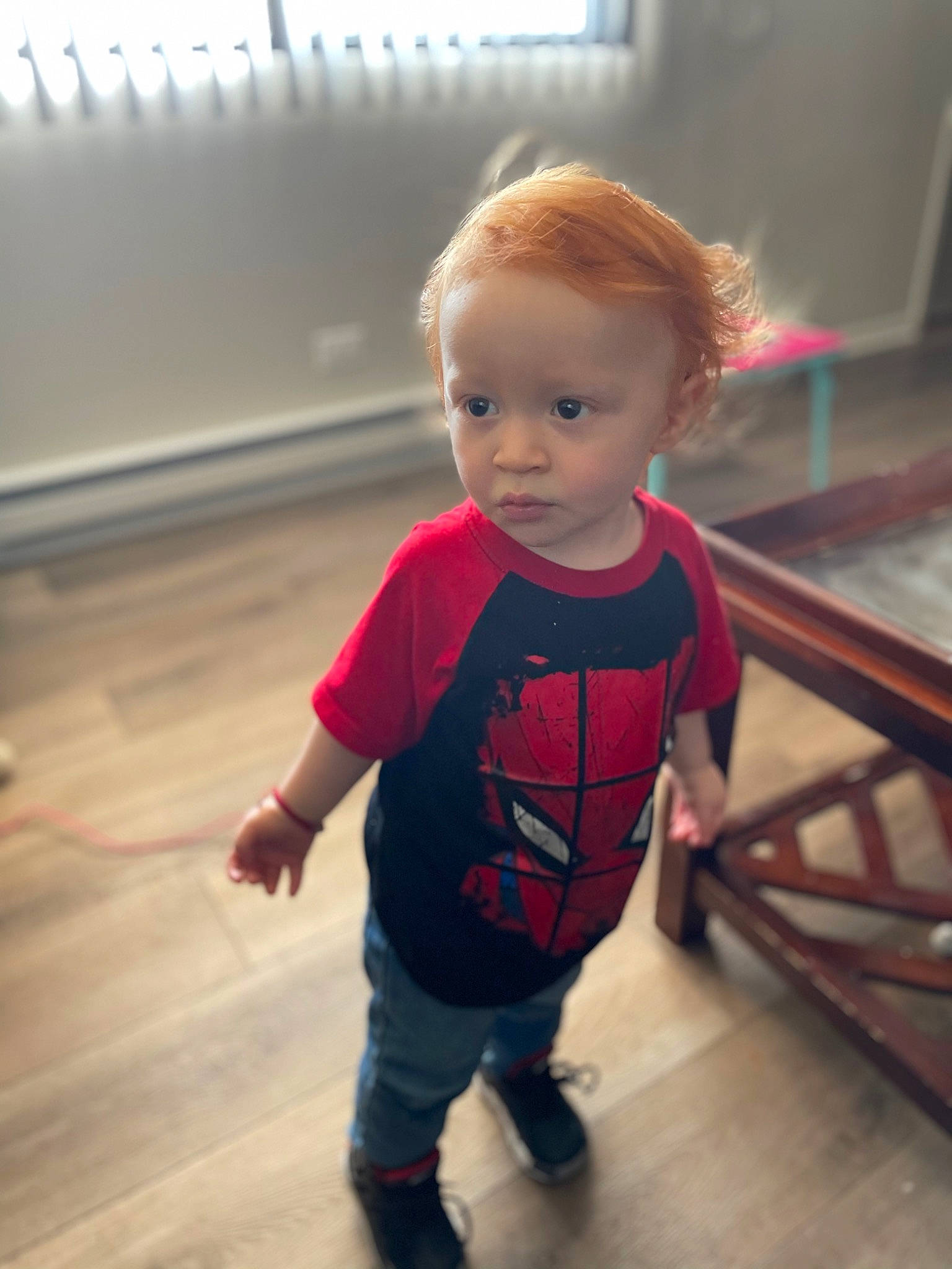 Jadiel is registered to the contest to win money with this photo: baby, baby_toddler_clothing, beauty, child, floor, flooring, fun, happy, hardwood, jeans, laminate_flooring, leg, person, skin, sleeve, standing, t_shirt, toddler, varnish, wood