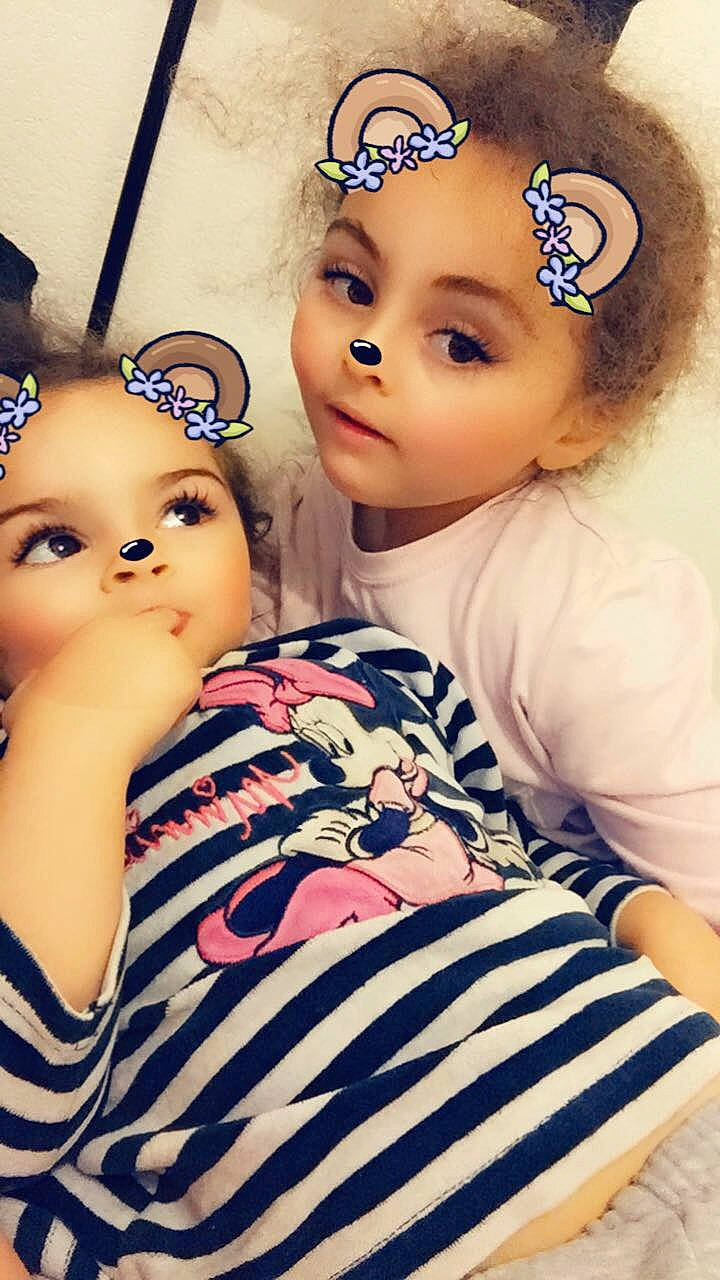 Aliya participe au concours pour gagner de l'argent avec cette photo : baby, cheek, child, doll, ear, eye, eyebrow, eyelash, face, forehead, hair_accessory, head, headband, headpiece, person, skin, toddler, toy