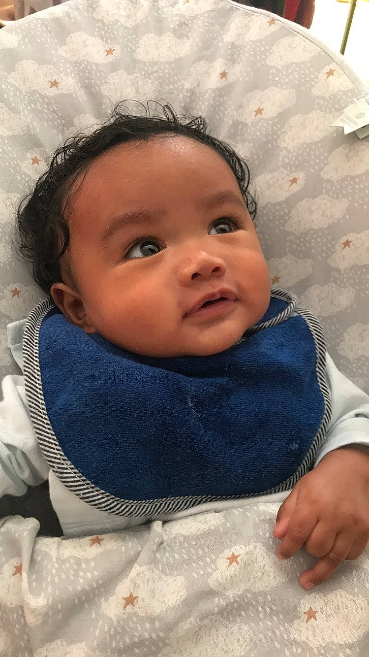 Djibril participe au concours pour gagner de l'argent avec cette photo : baby, cheek, child, chin, eye, face, forehead, head, human, lip, nose, person, skin, smile, toddler