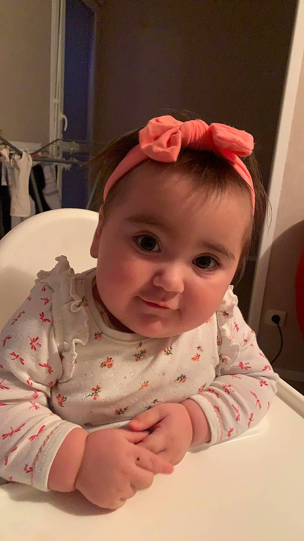 Brooklyne participe au concours pour gagner de l'argent avec cette photo : baby, baby_toddler_clothing, cheek, child, chin, comfort, eye, facial_expression, fashion_accessory, fun, happy, head, lip, mouth, nose, person, pink, skin, sleeve, smile