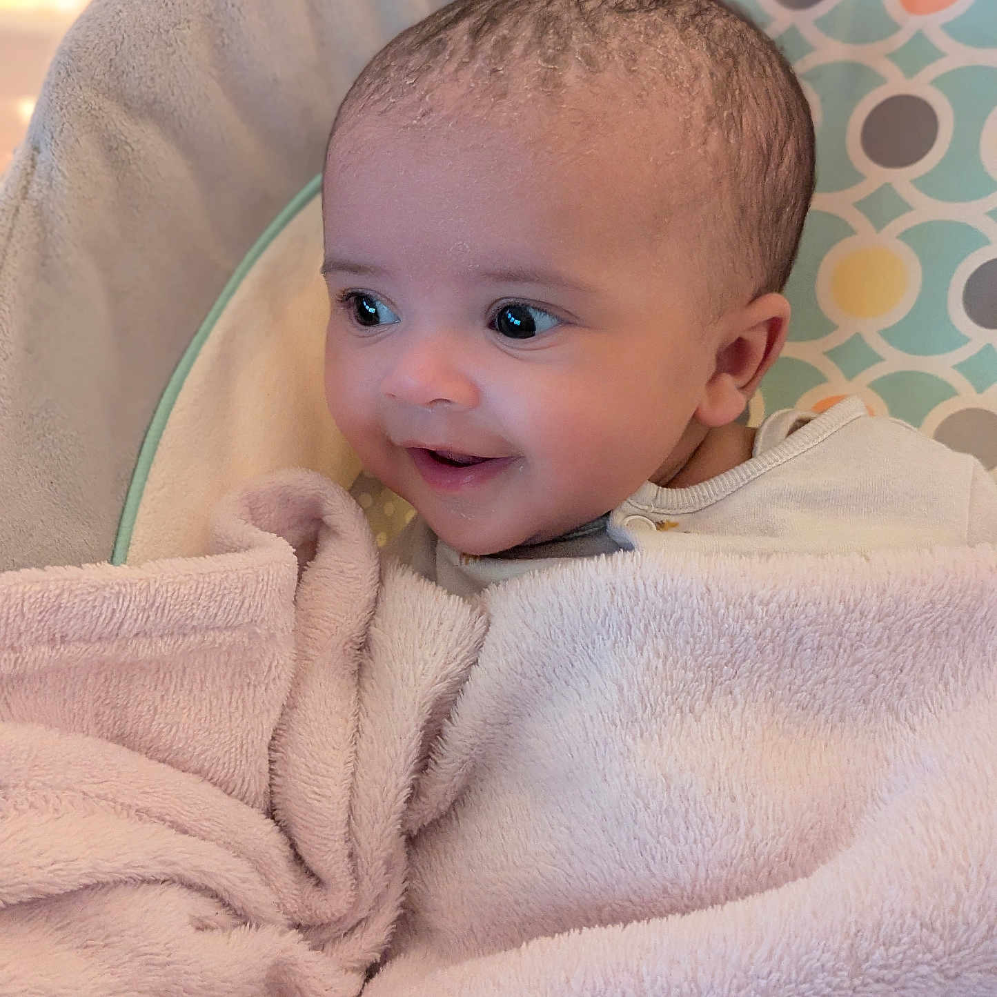 Lyra joined the competition — help win amazing prizes! baby, bed, blanket, bodypart, crib, face, finger, furniture, hand, happy, head, homedecor, infantbed, linen, newborn, person, photography, portrait, smile, towel