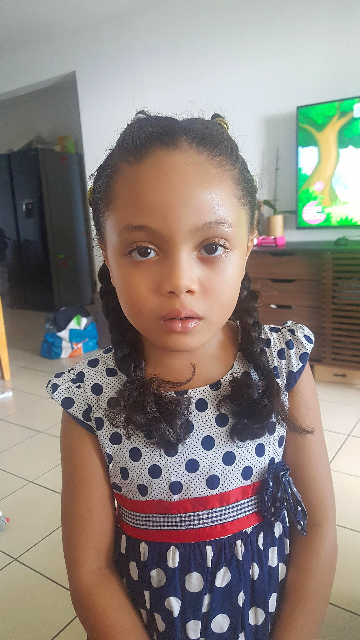 Luana a rejoint le concours — aidez-le/la à gagner de superbes lots ! baby_toddler_clothing, beauty, black_hair, cheek, child, chin, day_dress, eyelash, fashion_design, forehead, green, happy, lip, neck, nose, pattern, person, shoulder, skin, sleeve