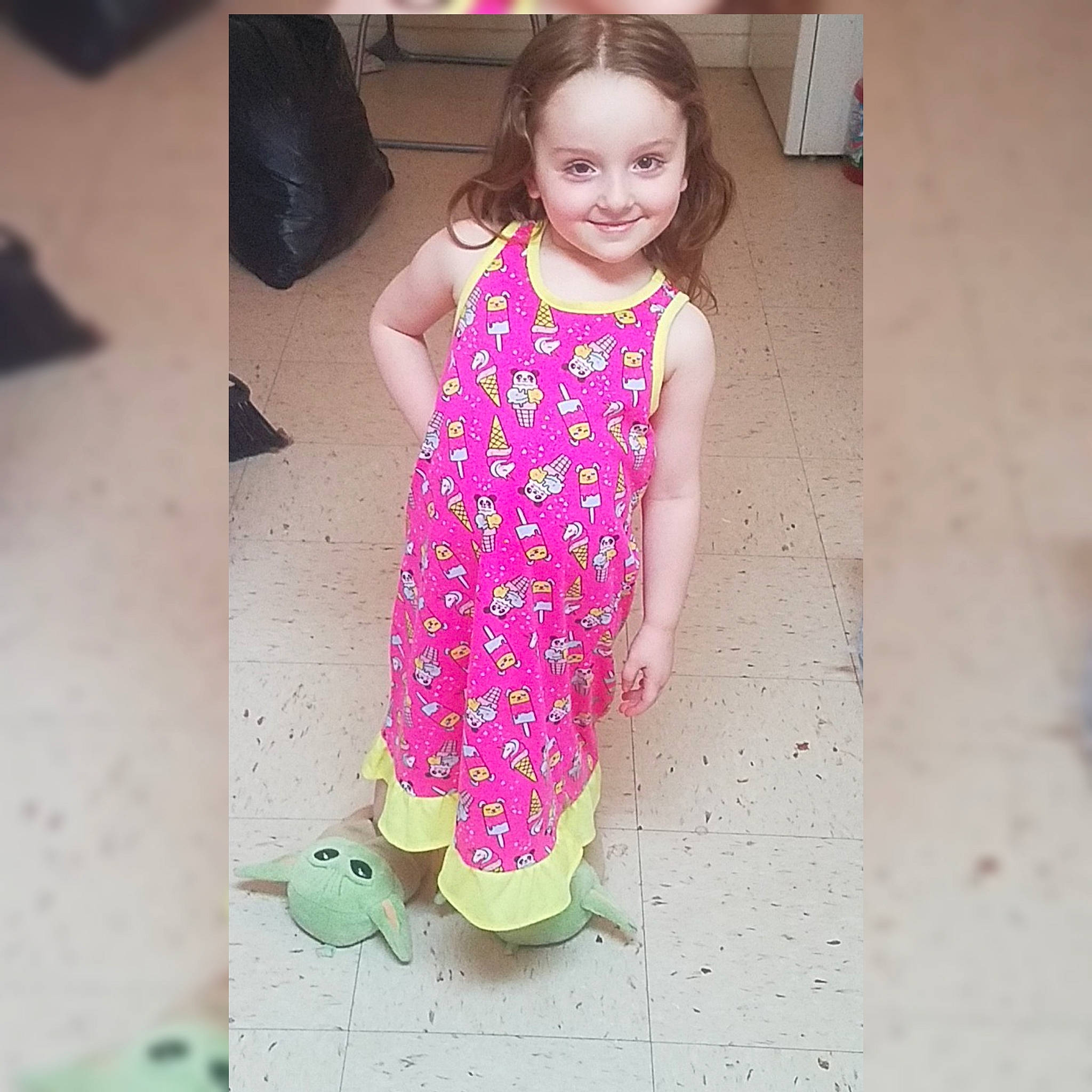 Serenity is registered to the contest to win money with this photo: baby_toddler_clothing, child, fashion_accessory, fashion_design, flooring, fun, hairstyle, happy, human_body, human_leg, joy, magenta, pattern, person, pink, purple, sleeve, smile, t_shirt, thigh