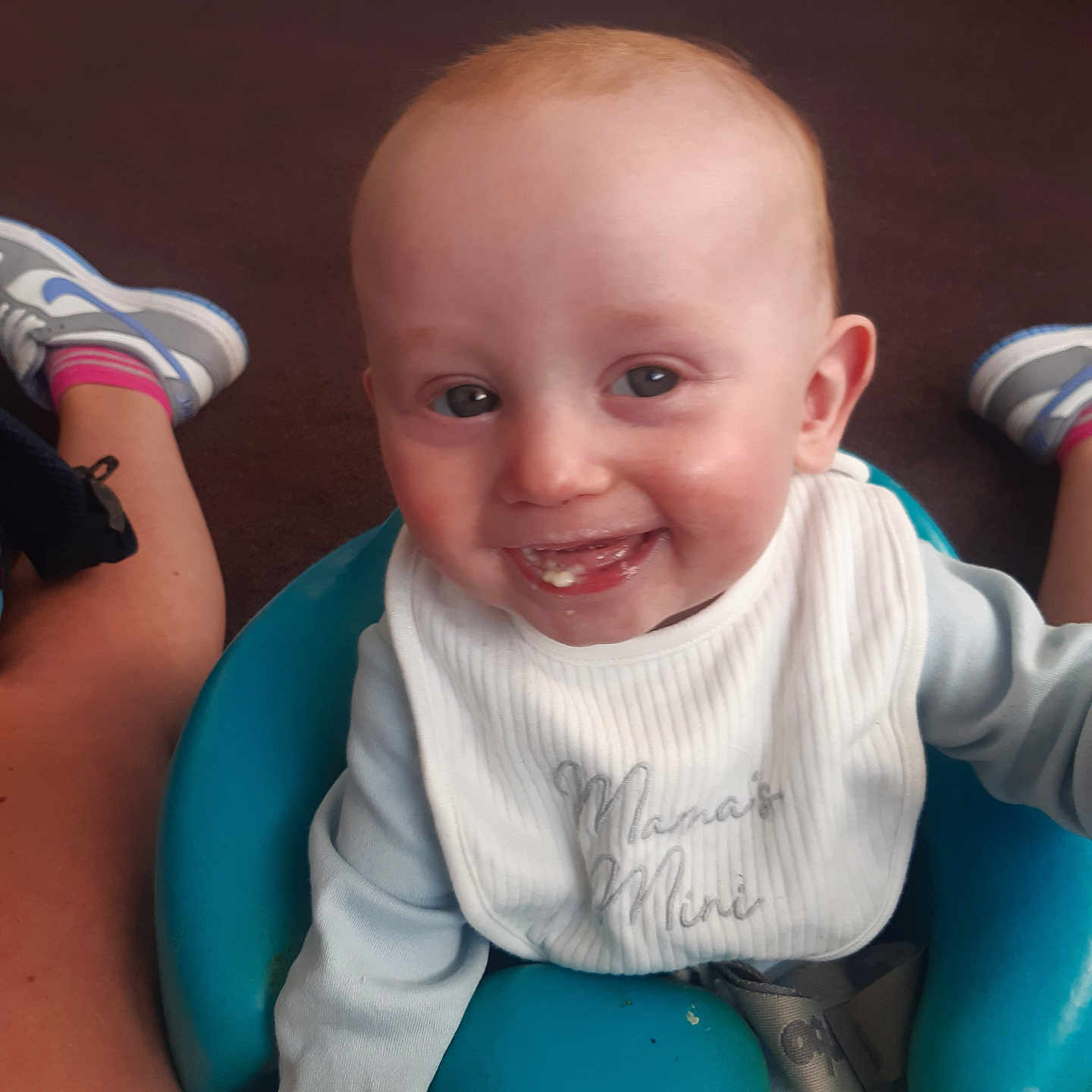 Noah is registered to the contest to win money with this photo: baby, babylaughing, bodypart, clothing, couch, face, finger, footwear, furniture, happy, head, laughing, mouth, person, photography, portrait, shoe, sitting, smile, teeth