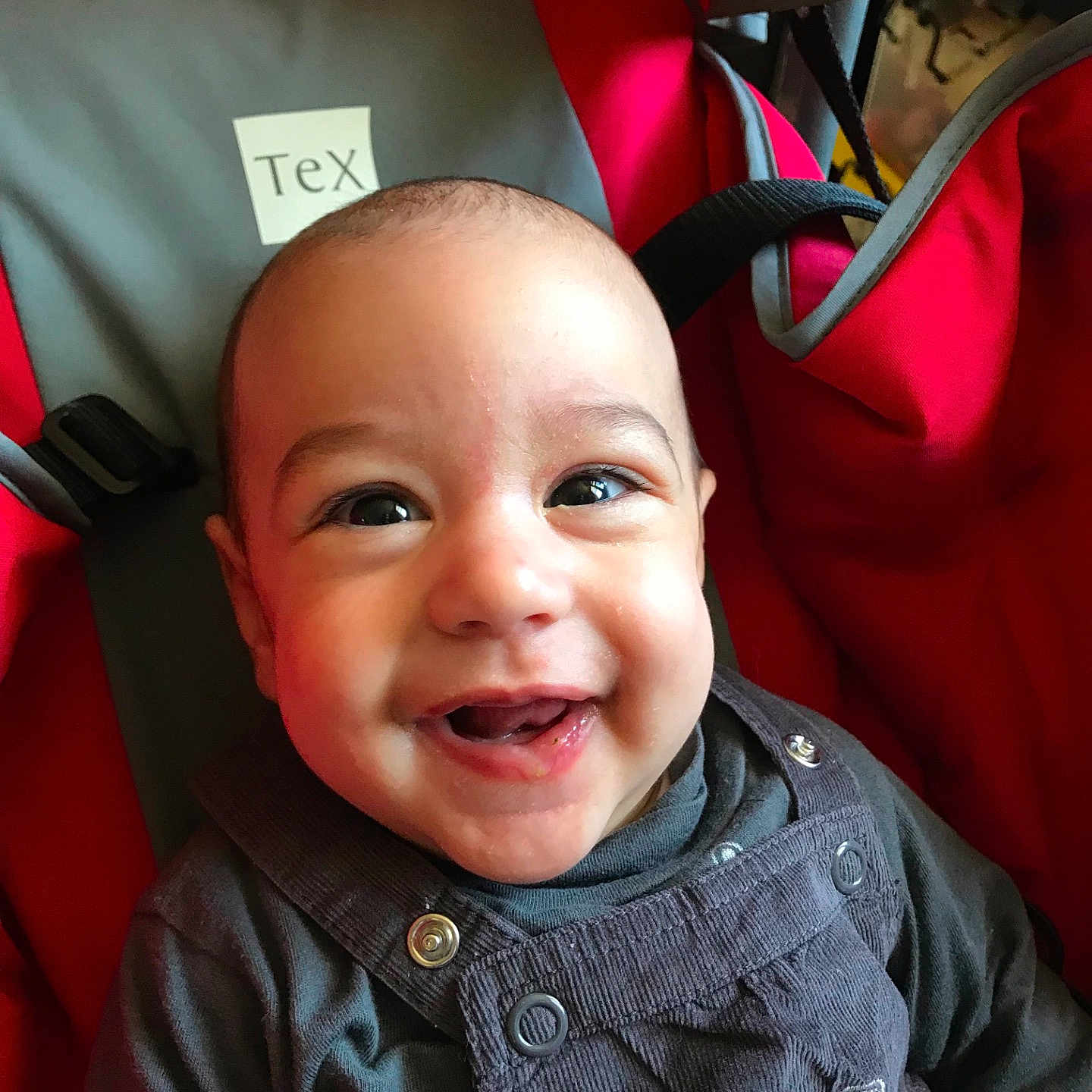 Tina a rejoint le concours — aidez-le/la à gagner de superbes lots ! cheek, child, chin, cool, ear, eye, eyebrow, face, forehead, fun, girl, head, lip, mouth, nose, organ, product, red, skin, smile