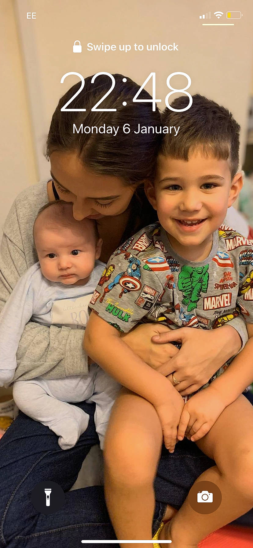 Kameel is registered to the contest to win money with this photo: baby, cheek, child, fun, happy, human, joy, people, person, play, sibling, sitting, skin, smile, toddler