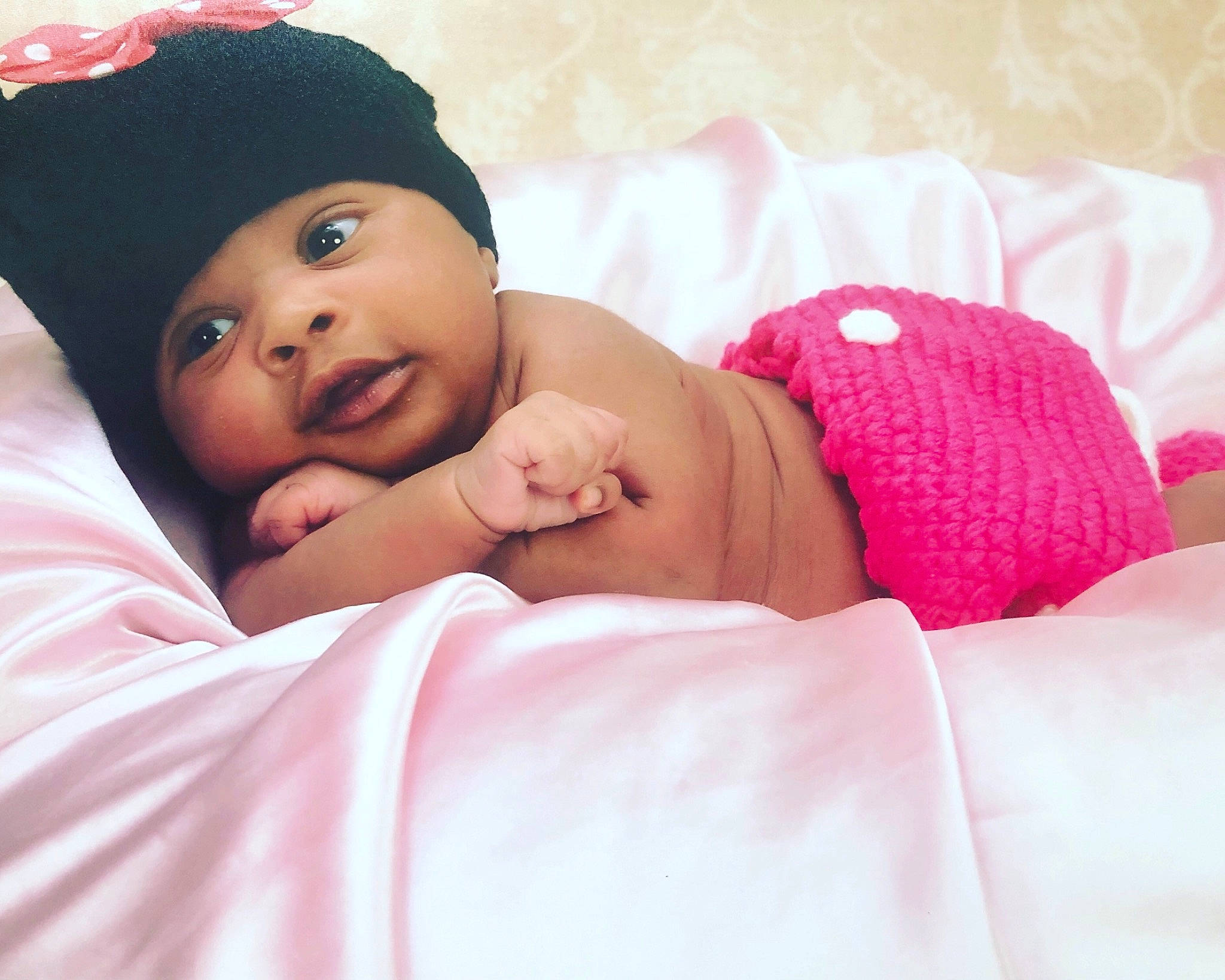 Alayjah is registered to the contest to win money with this photo: baby, baby_sleeping, beauty, bedtime, birth, cheek, child, eye, face, hand, headgear, lip, love, mouth, person, pink, product, skin, sleep, textile