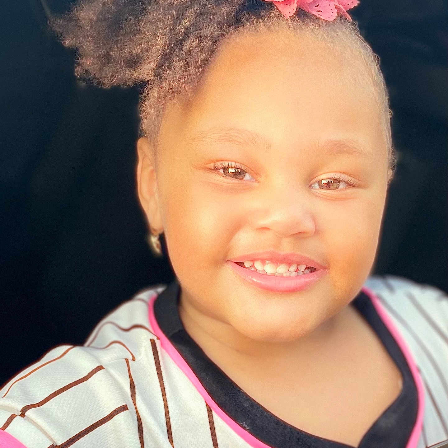 Blesscyn is registered to the contest to win money with this photo: accessories, baby, babylaughing, bodypart, child, earring, face, female, girl, hair, happy, head, jewelry, mouth, neck, person, photography, portrait, shoulder, smile