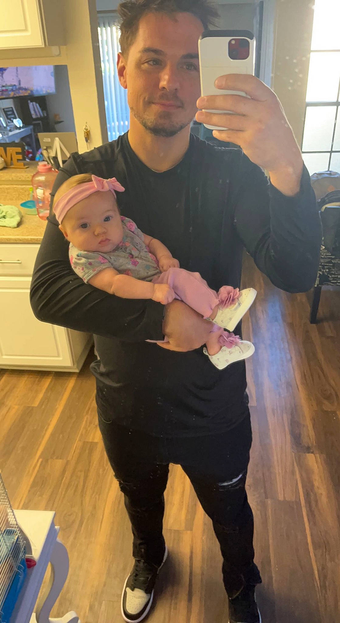 Cali is registered to the contest to win money with this photo: abdomen, arm, baby, child, event, eyewear, face, flooring, fun, gesture, happy, hat, headwear, joint, leg, muscle, person, shoulder, standing, t_shirt