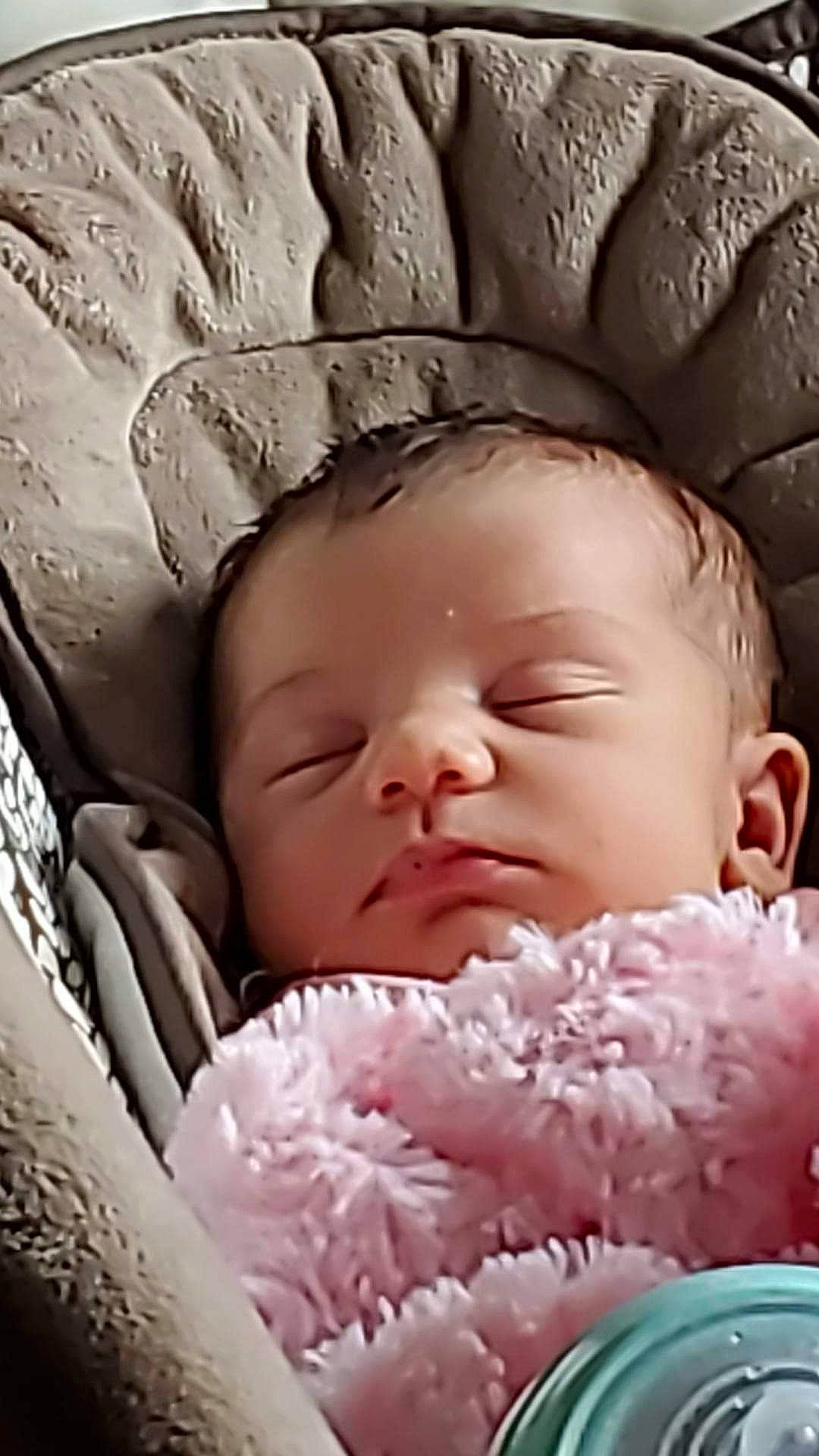 Coraline is registered to the contest to win money with this photo: baby, baby_sleeping, bedtime, birth, cheek, child, close_up, eye, face, head, lip, mouth, nap, nose, person, photograph, photography, pink, skin, sleep