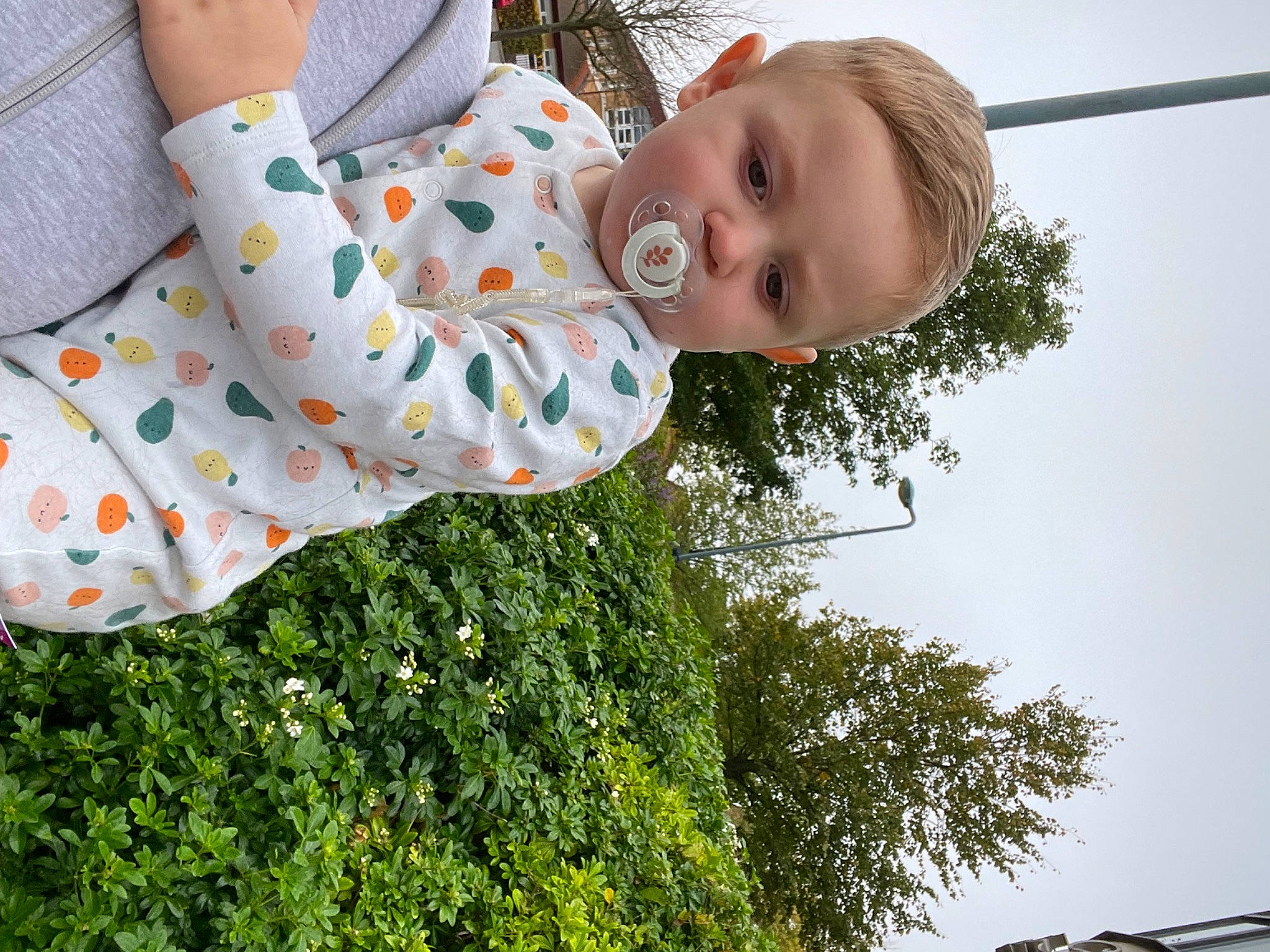 Kylo is registered to the contest to win money with this photo: child, fun, gesture, grass, green, happy, leaf, leisure, pattern, people_in_nature, person, photograph, plaid, plant, portrait_photography, sky, sleeve, summer, toddler, tree