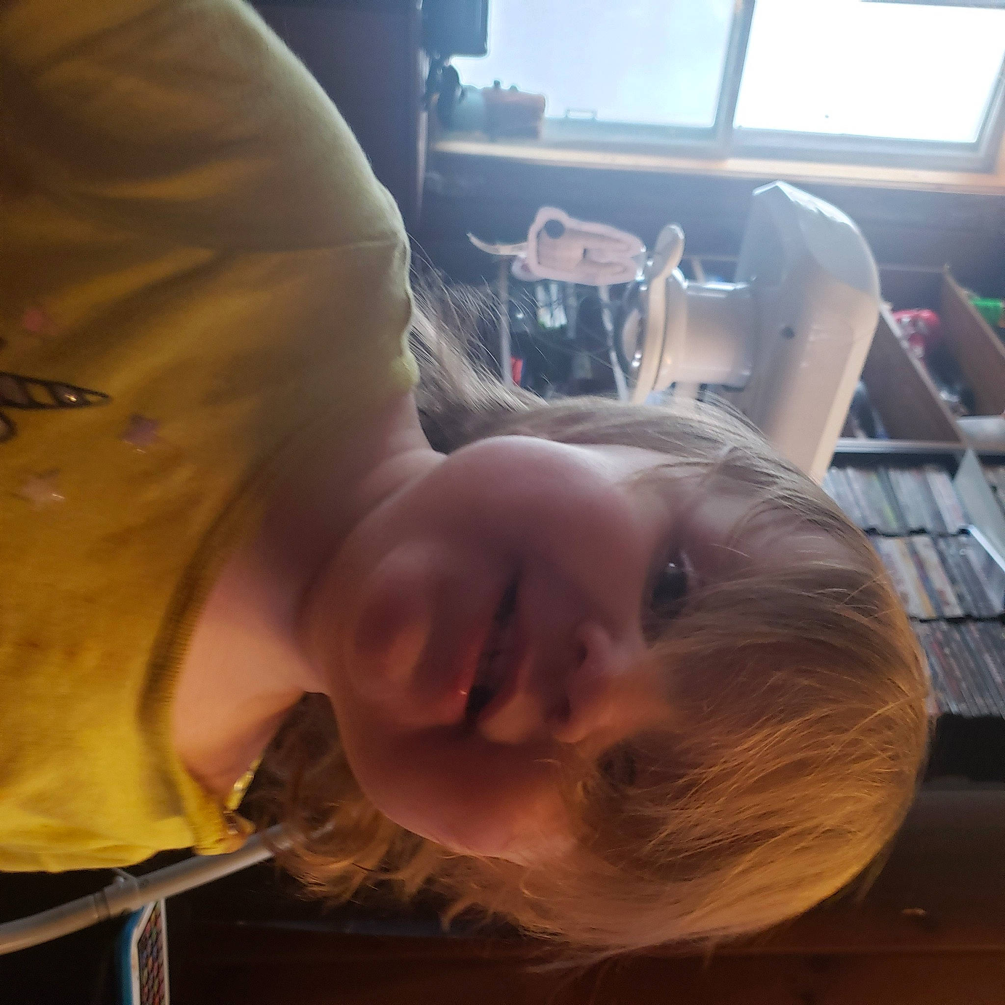 Arya is registered to the contest to win money with this photo: chin, cloud, cool, ear, eye, eyebrow, eyelash, eyewear, face, facial_expression, happy, head, jaw, mouth, neck, nose, person, sky, smile, toddler