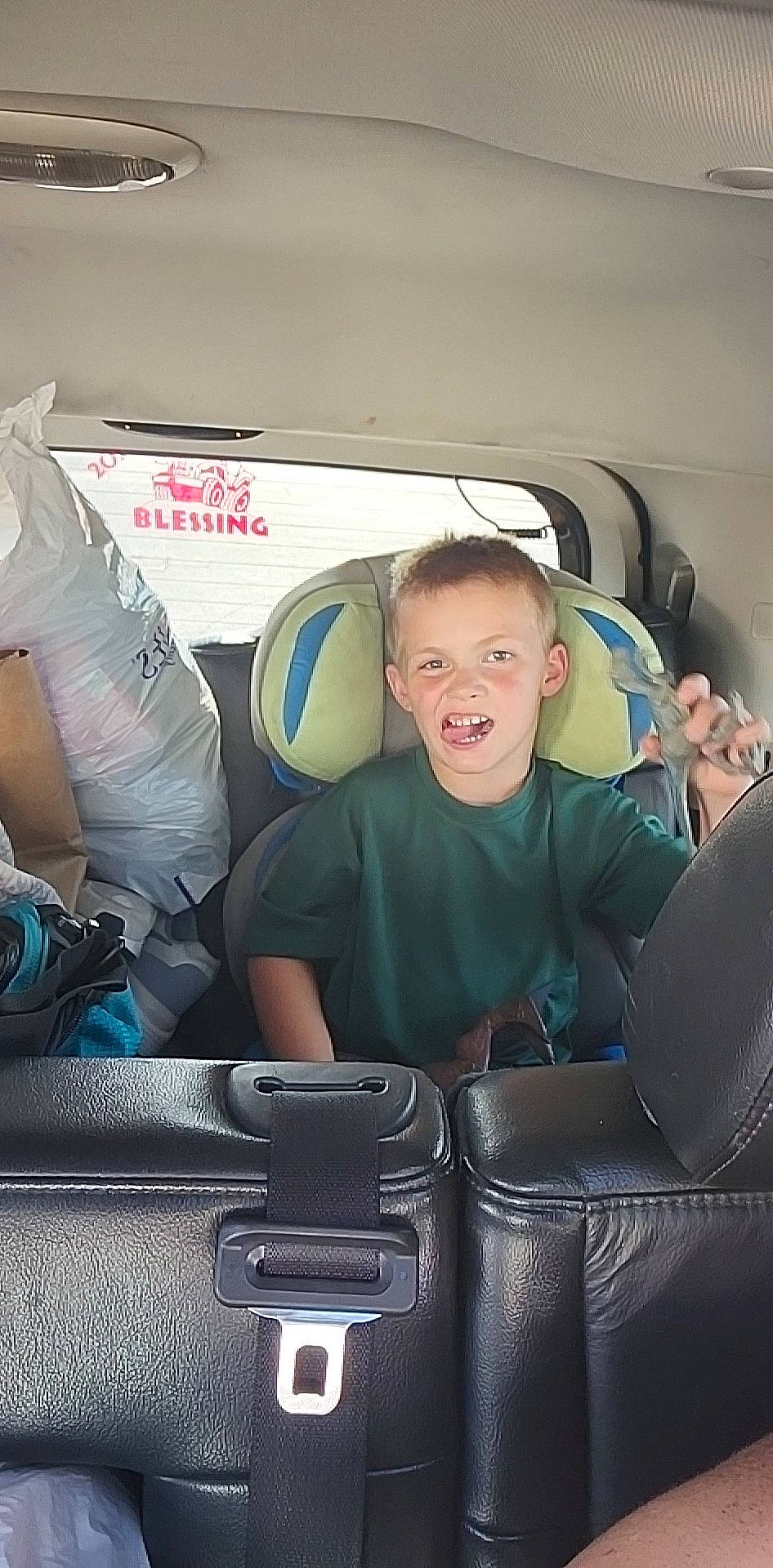 Charlie joined the competition — help win amazing prizes! air_travel, aircraft_cabin, airline, auto_part, automotive_design, automotive_exterior, car_seat, car_seat_cover, comfort, family_car, fun, head_restraint, luxury_vehicle, motor_vehicle, passenger, person, seat_belt, sitting, smile, travel