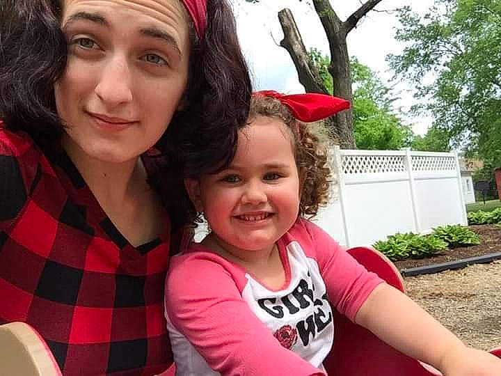 Emilea is registered to the contest to win money with this photo: child, daughter, face, fun, happy, joy, leisure, mother, people, person, photography, play, selfie, sibling, smile, summer, toddler, vacation