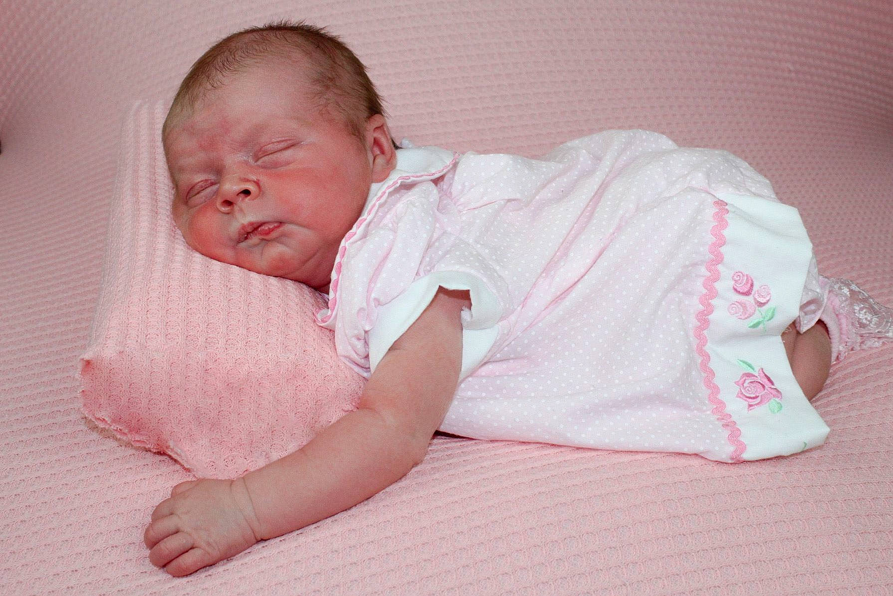 Amelia-grace is registered to the contest to win money with this photo: baby, baby_sleeping, baby_toddler_clothing, bedding, bedtime, carmine, cheek, child, comfort, linens, lip, magenta, nap, person, pink, portrait_photography, room, skin, sleep, sleeve