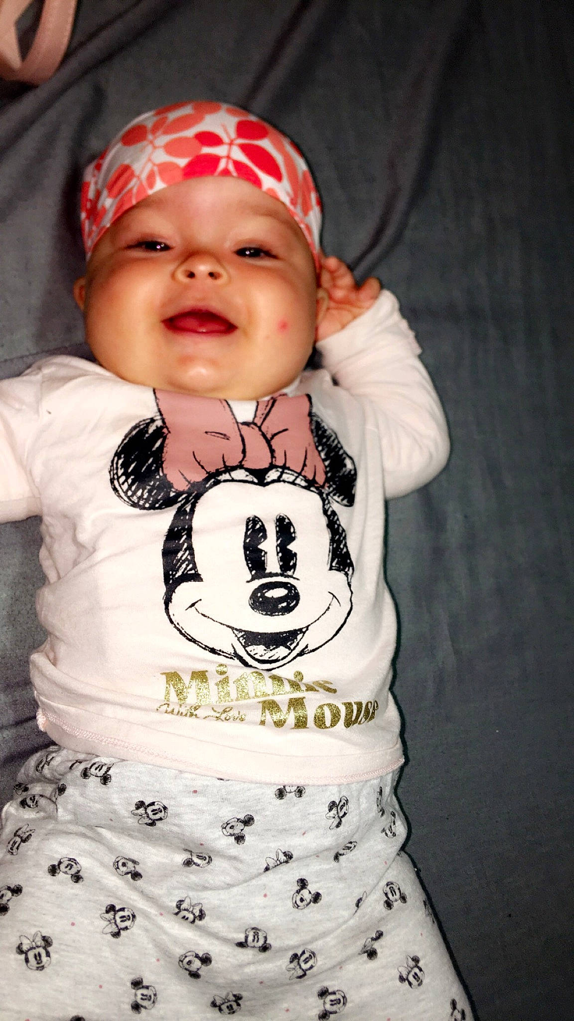 Amaya participe au concours pour gagner de l'argent avec cette photo : baby, baby_toddler_clothing, cheek, child, facial_expression, head, headgear, headwear, person, smile, toddler