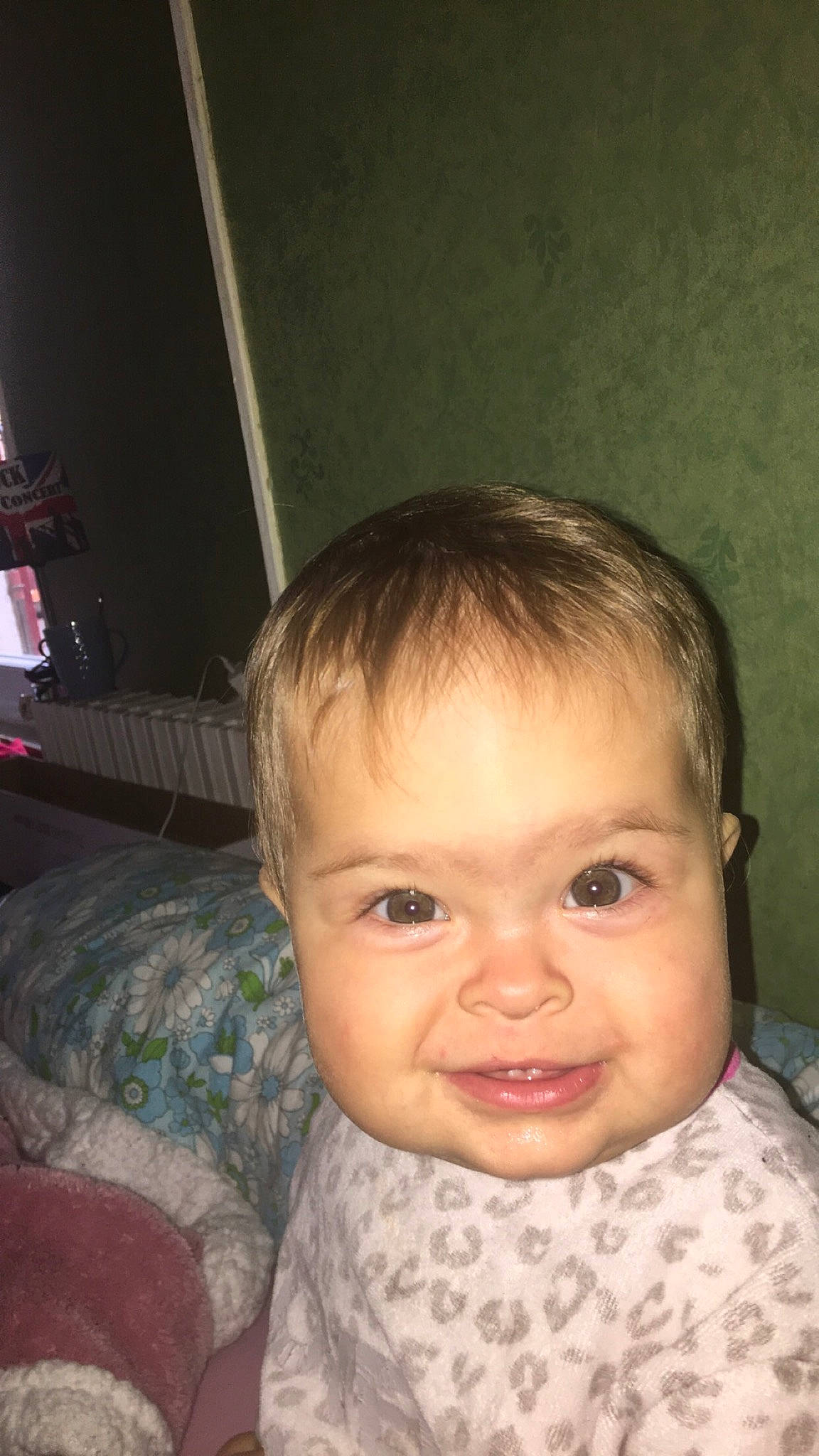 Amaya participe au concours pour gagner de l'argent avec cette photo : baby, cheek, child, chin, ear, eye, eyebrow, face, facial_expression, forehead, fun, hair, head, iris, lip, nose, organ, person, skin, smile