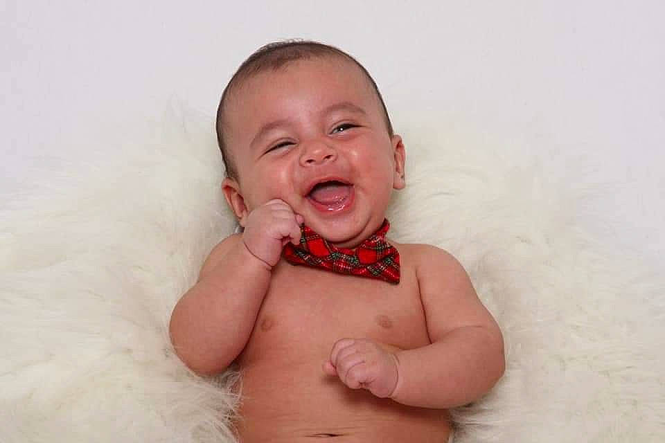 Lawrence is registered to the contest to win money with this photo: baby, baby_laughing, baby_making_funny_faces, cheek, child, chin, face, facial_expression, fun, hand, head, lip, mouth, muscle, neck, nose, person, skin, smile, toddler