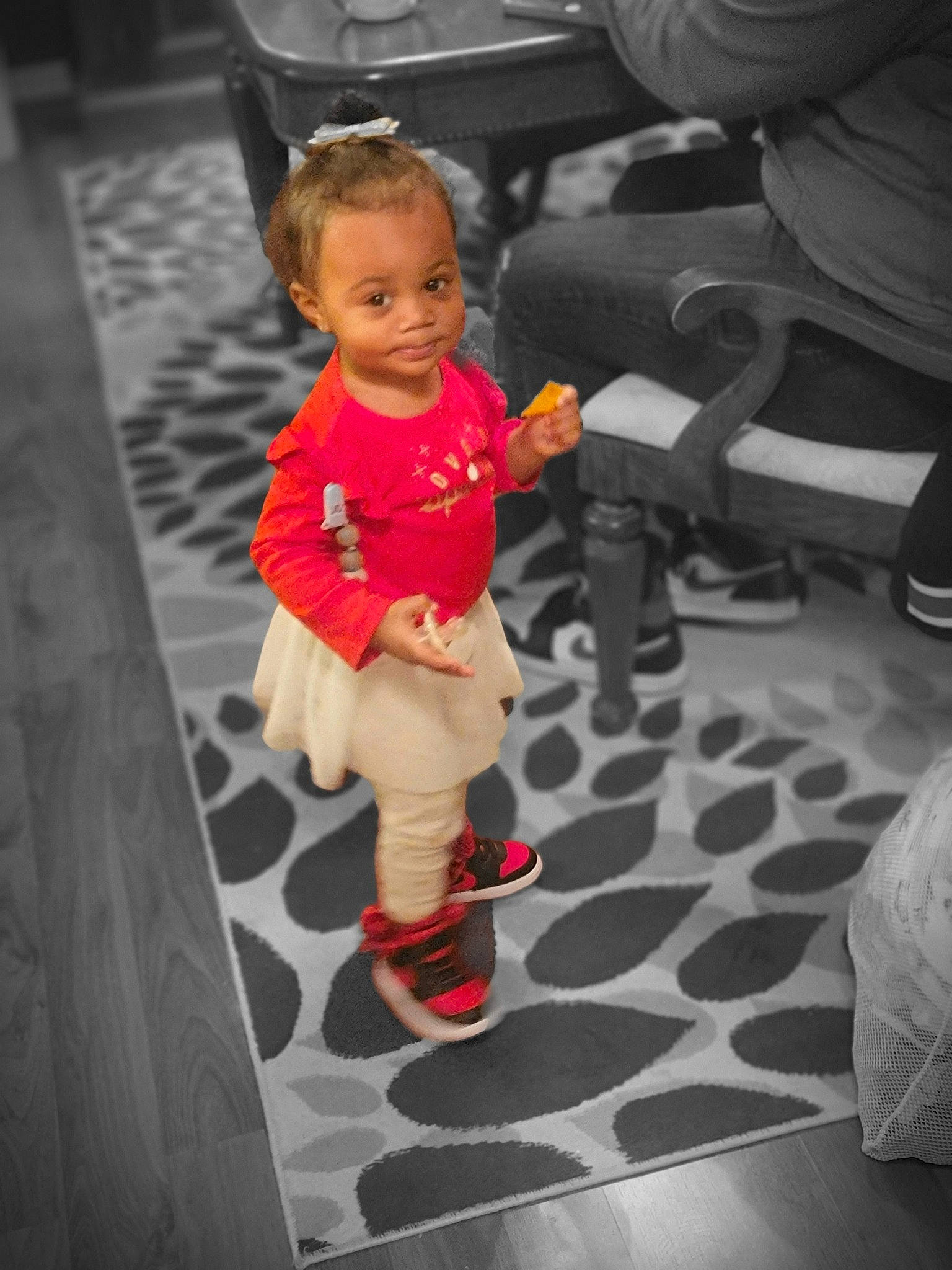 Kalayah is registered to the contest to win money with this photo: baby, baby_toddler_clothing, chair, child, event, floor, flooring, fun, happy, human_leg, leisure, person, recreation, sandal, shoe, sitting, sneakers, sock, thigh, toddler