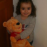 Younna participe au concours pour gagner de l'argent avec cette photo :