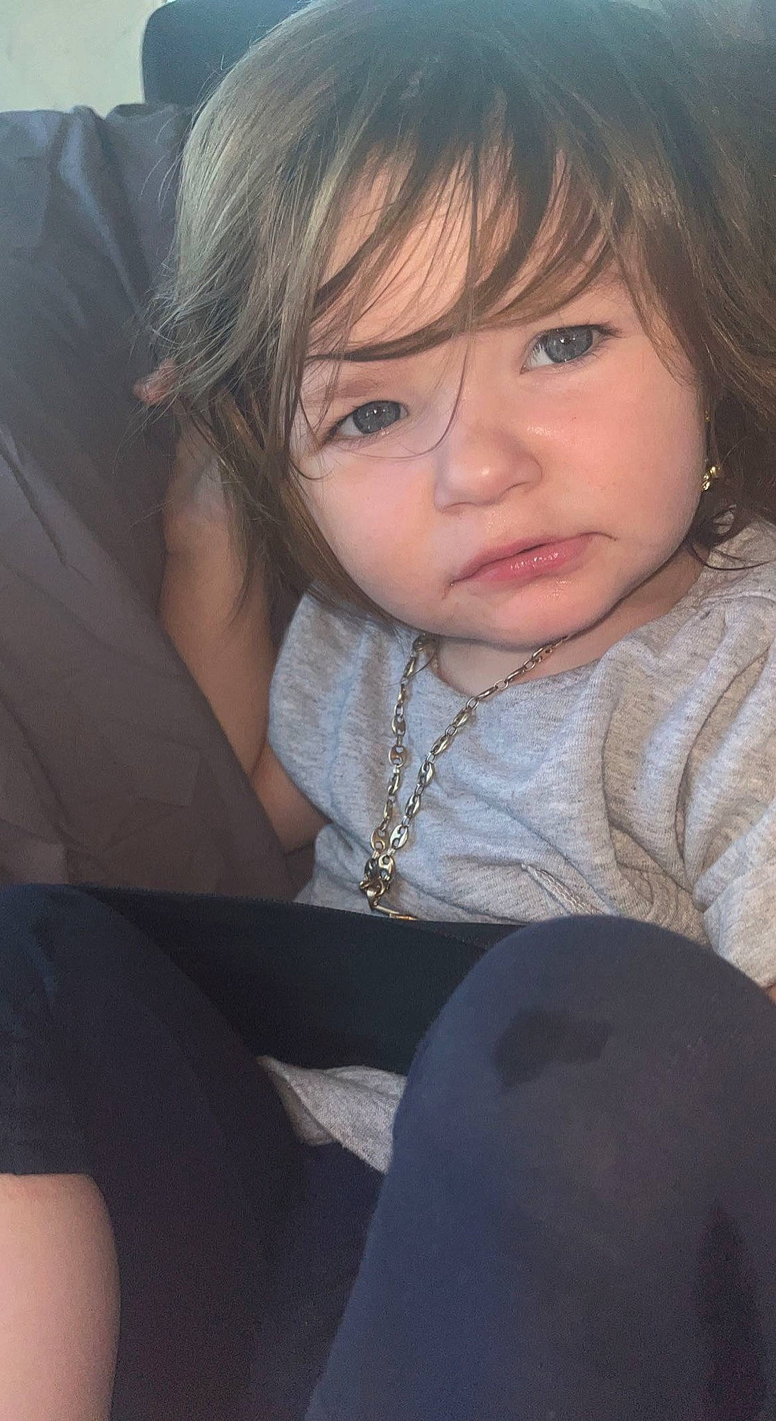 Shaïnna participe au concours pour gagner de l'argent avec cette photo : bangs, beauty, blond, brown_hair, cheek, child, electric_blue, eye, eyelash, flash_photography, happy, human_body, iris, lip, long_hair, nose, person, shoulder, skin, toddler