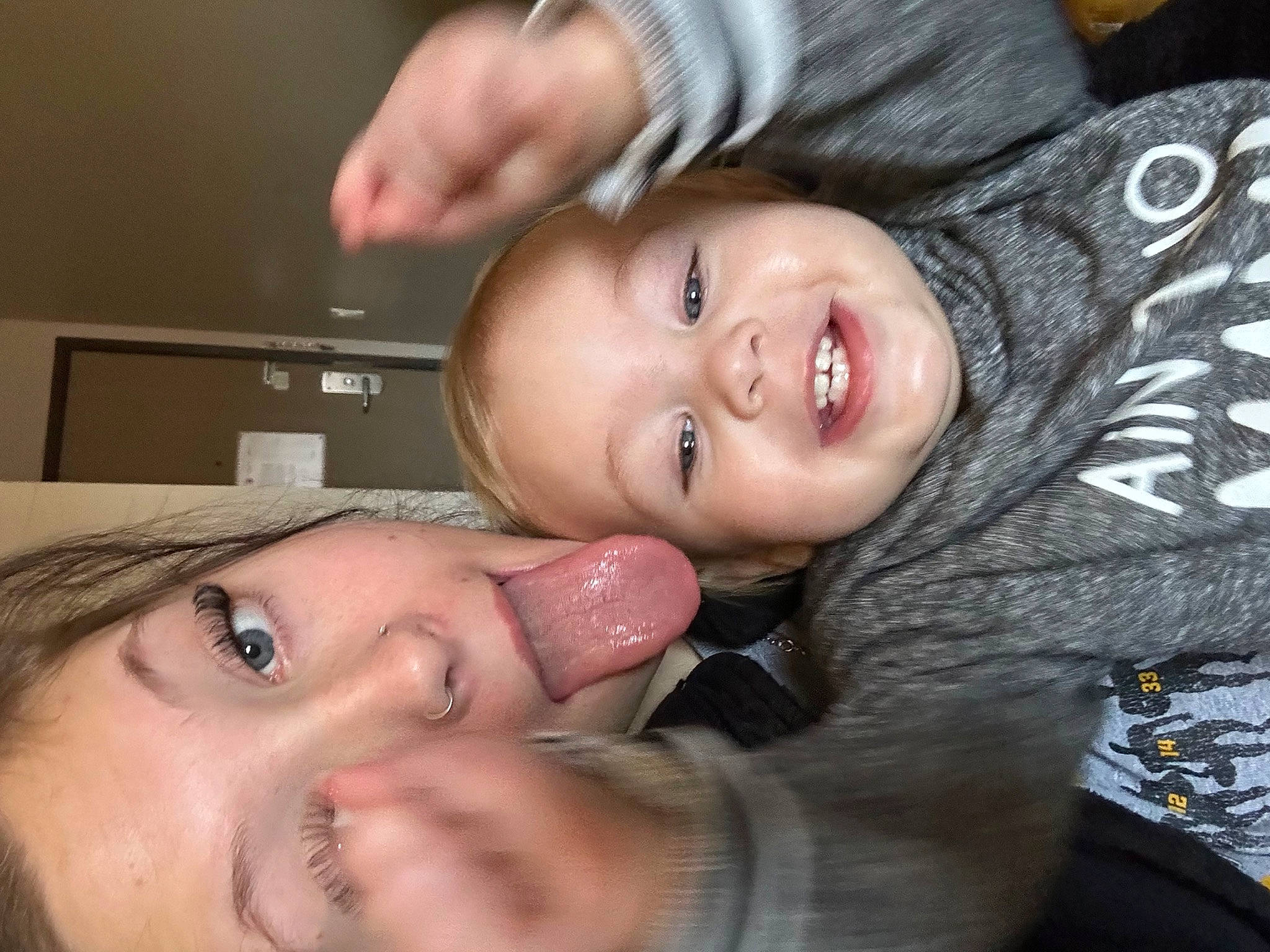 Kai is registered to the contest to win money with this photo: cheek, chin, eyebrow, eyelash, facial_expression, flash_photography, gesture, hairstyle, happy, head, iris, jaw, joy, lip, mouth, muscle, nose, person, skin, smile