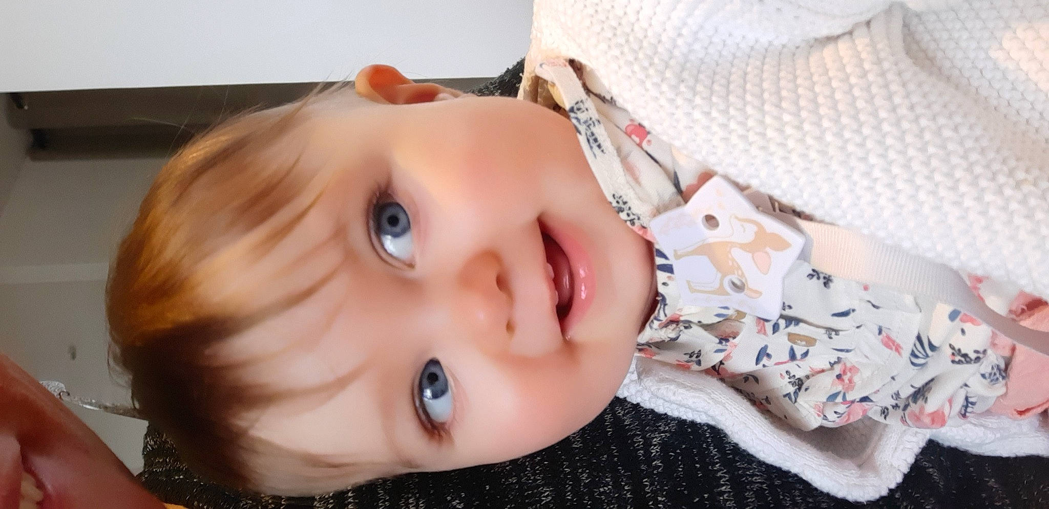 Alésia a rejoint le concours — aidez-le/la à gagner de superbes lots ! cheek, chin, dress, ear, eyebrow, eyelash, face, forehead, happy, human_body, iris, jaw, joy, lip, mouth, neck, nose, person, pink, plant