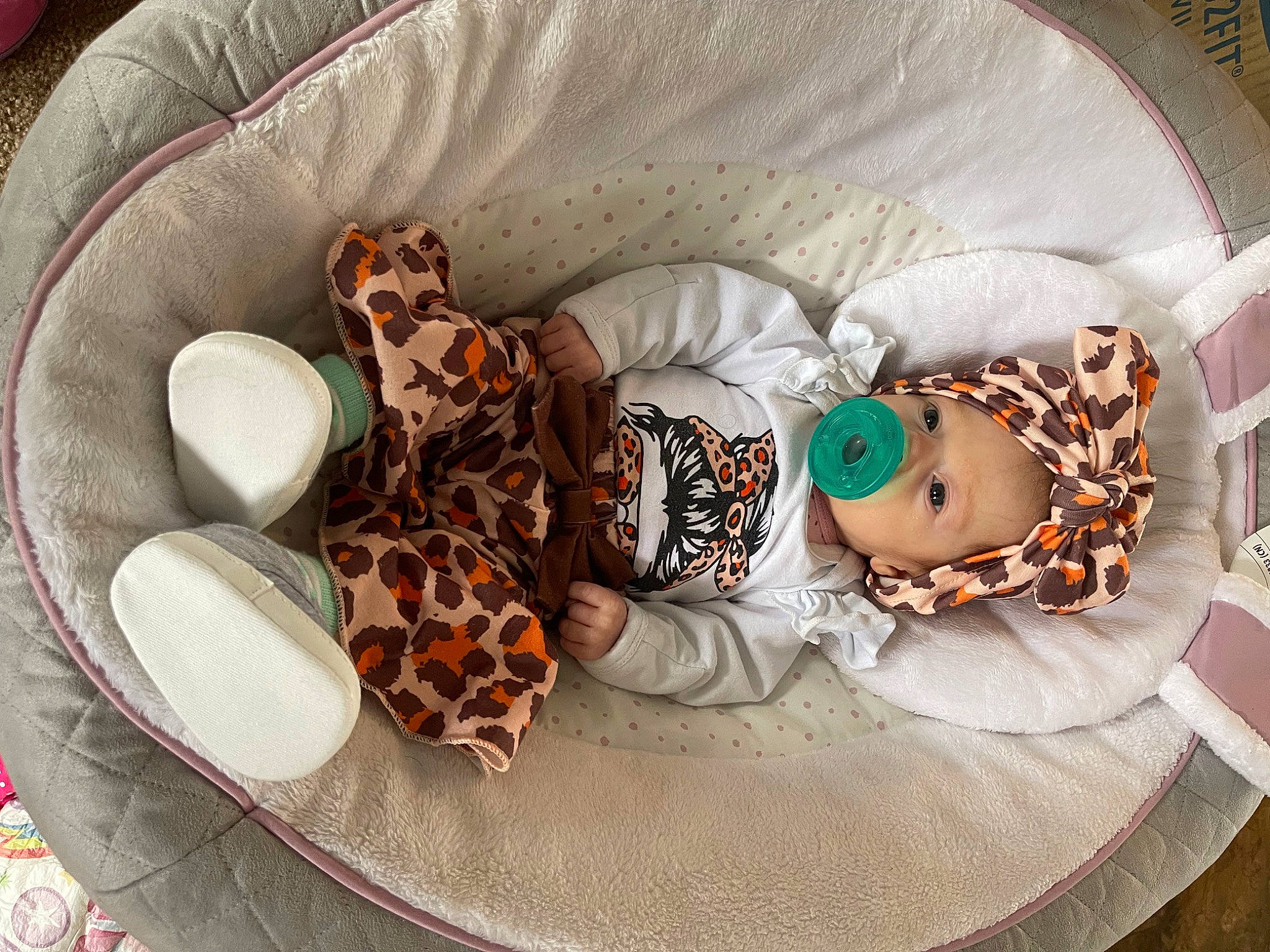 Alesia is registered to the contest to win money with this photo: baby, baby_products, baby_toddler_clothing, brown, circle, comfort, dishware, fashion_accessory, jewellery, linens, pattern, person, product, serveware, sleeve, sunglasses, toddler, toy